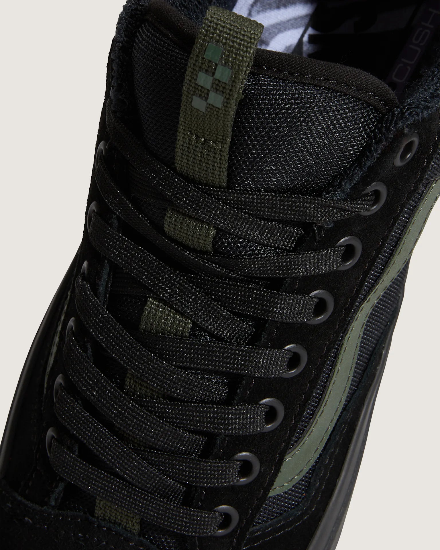 VANS Skate Old Skool 36 + Atiba BLACK/DARK GREEN Cipő kép 7