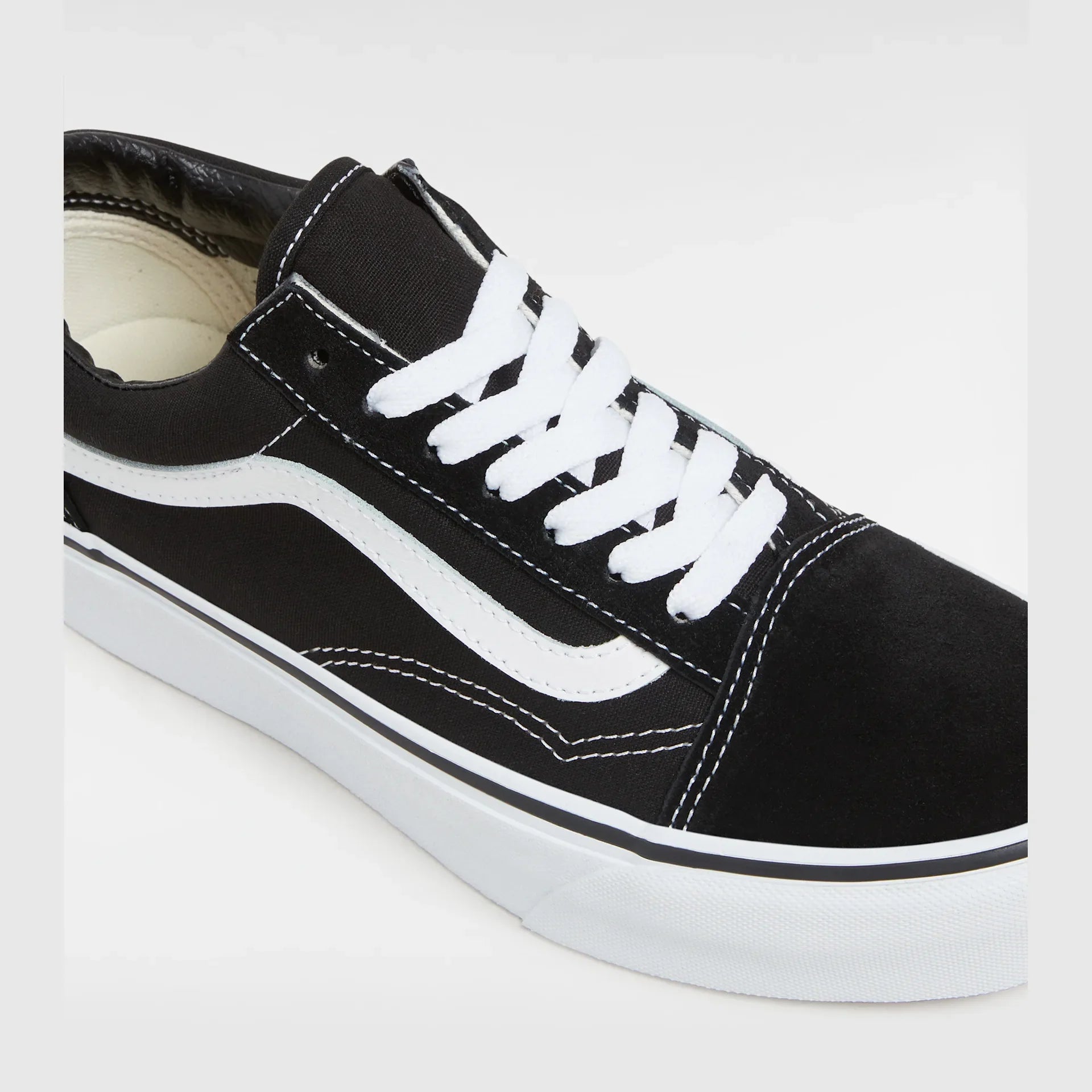VANS UA Old Skool Platform Black/White kép 3