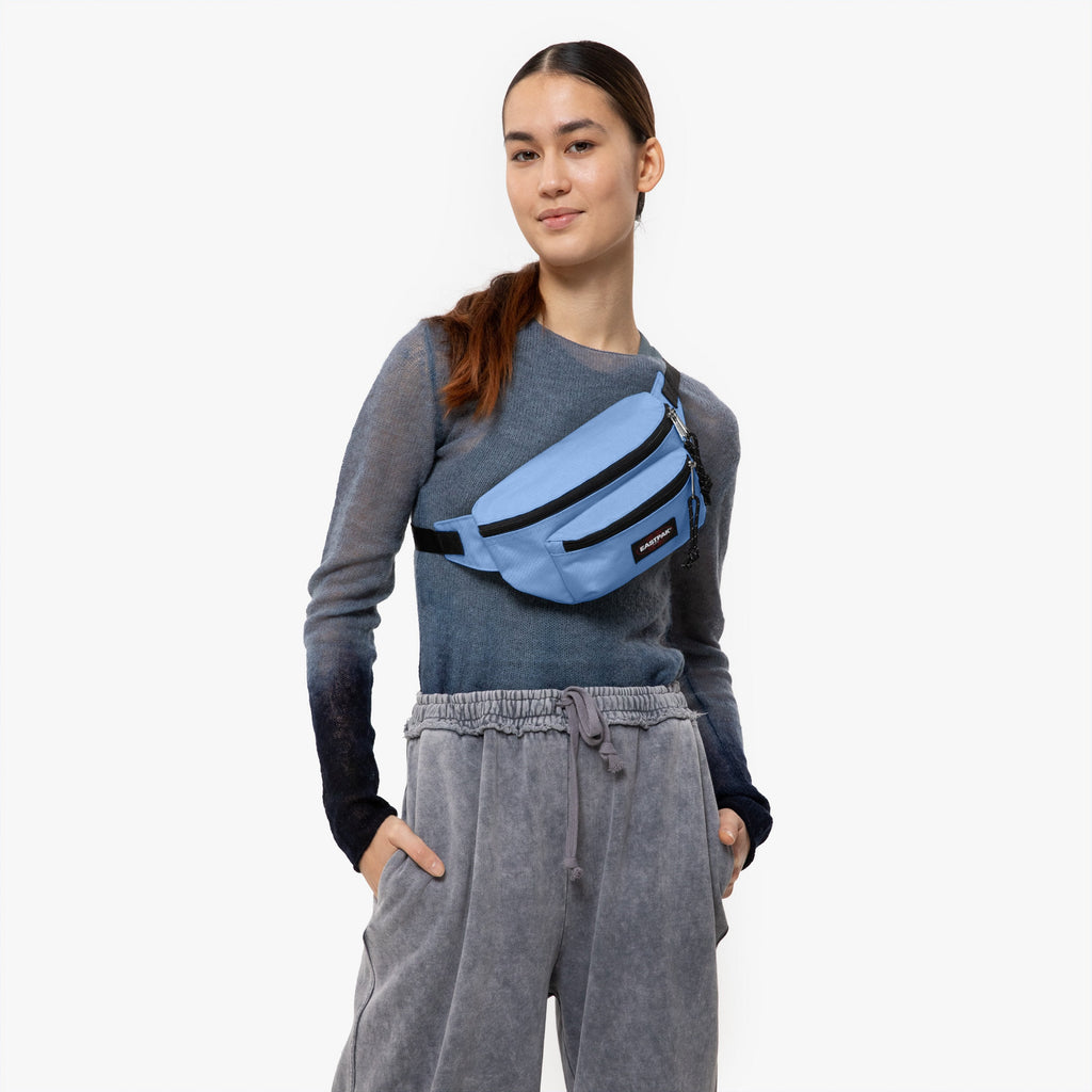 EASTPAK DOGGY BAG AIR BLUE Övtáska EK0000736V51 - 5