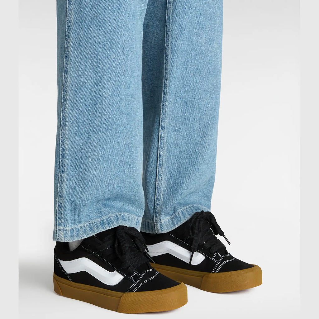 VANS Knu Skool BLACK/GUM Cipő kép 5