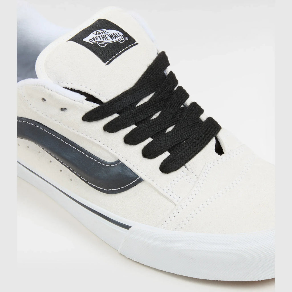 VANS Knu Skool SUEDE WHITE/BLACK Cipő kép 4