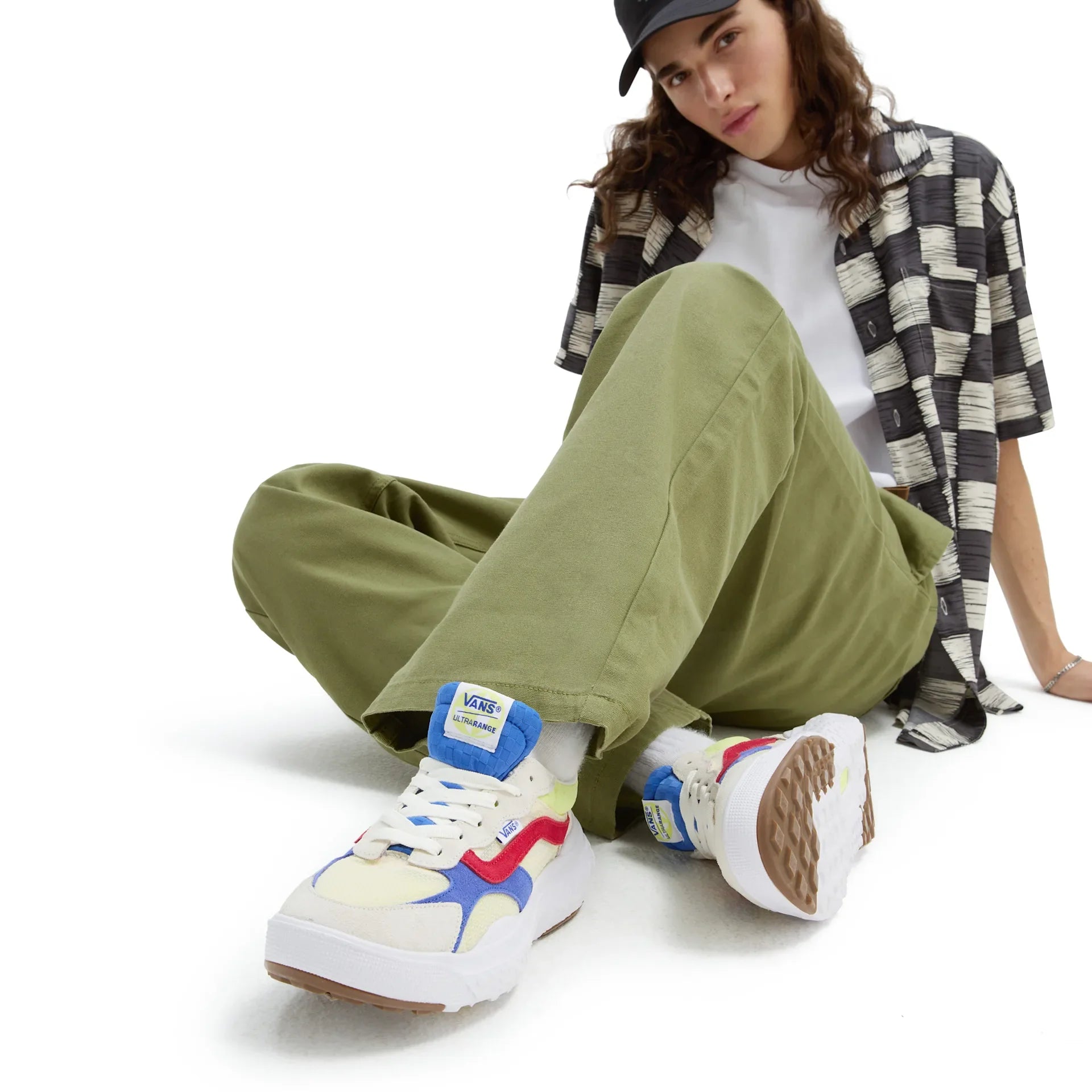 VANS MTE UltraRange Neo VR3 VINTAGE WHITE/MULTI Cipő kép 3