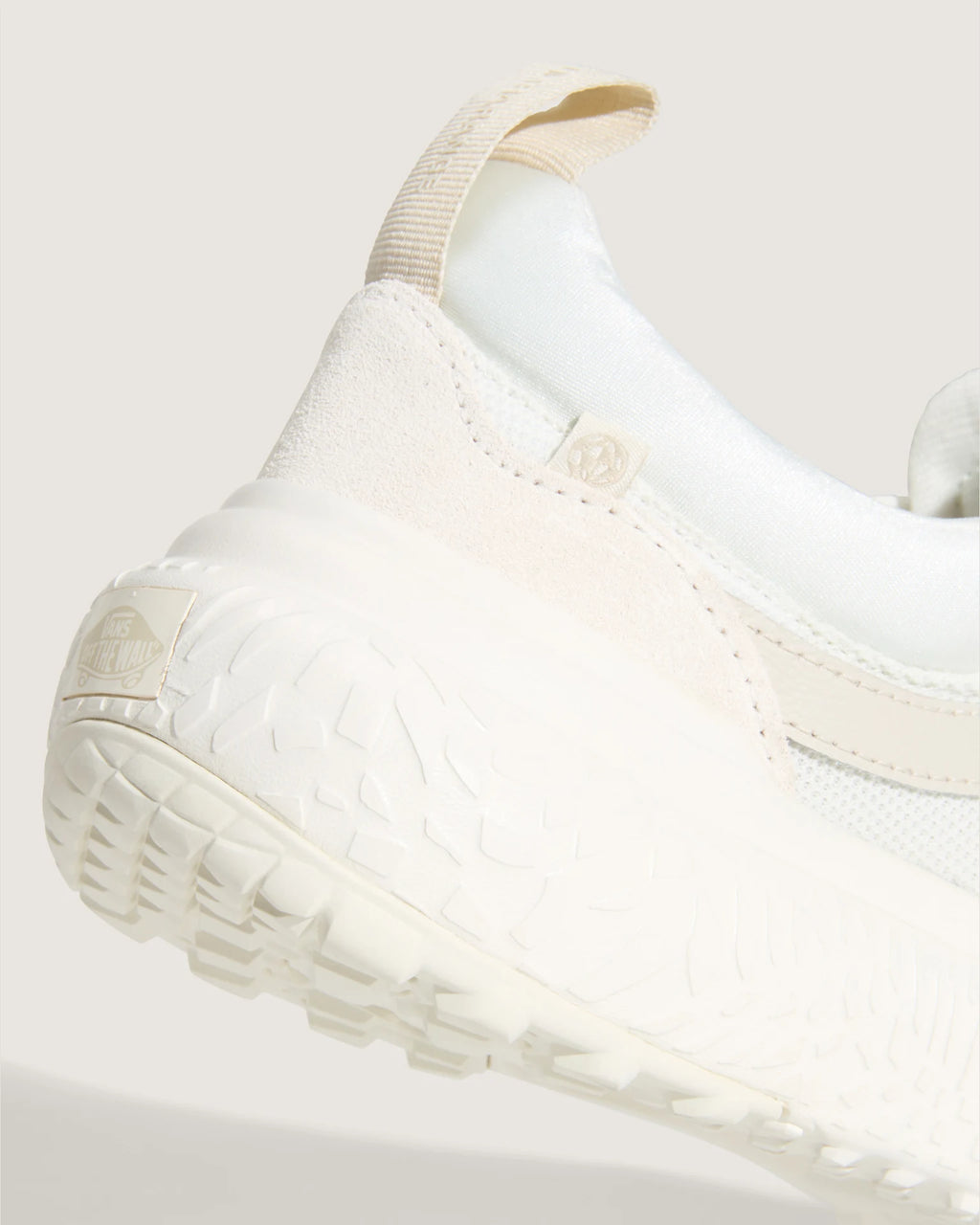 VANS UltraRange Neo VR3 MARSHMALLOW Cipő VN000BCECCZ1 - 8