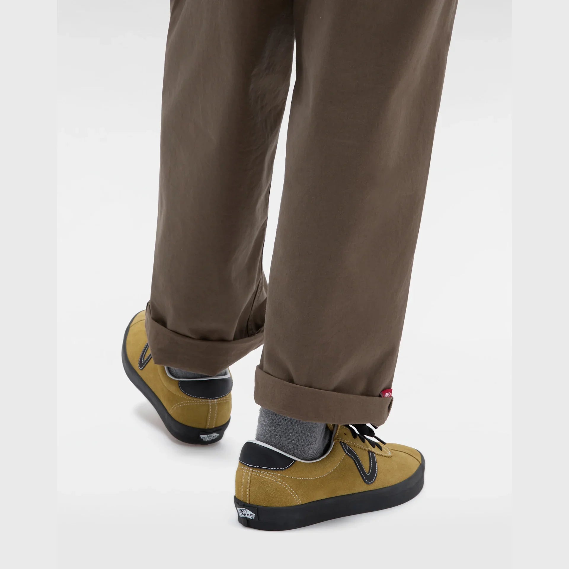 VANS Sport Low SUEDE ANTELOPE Cipő kép 5