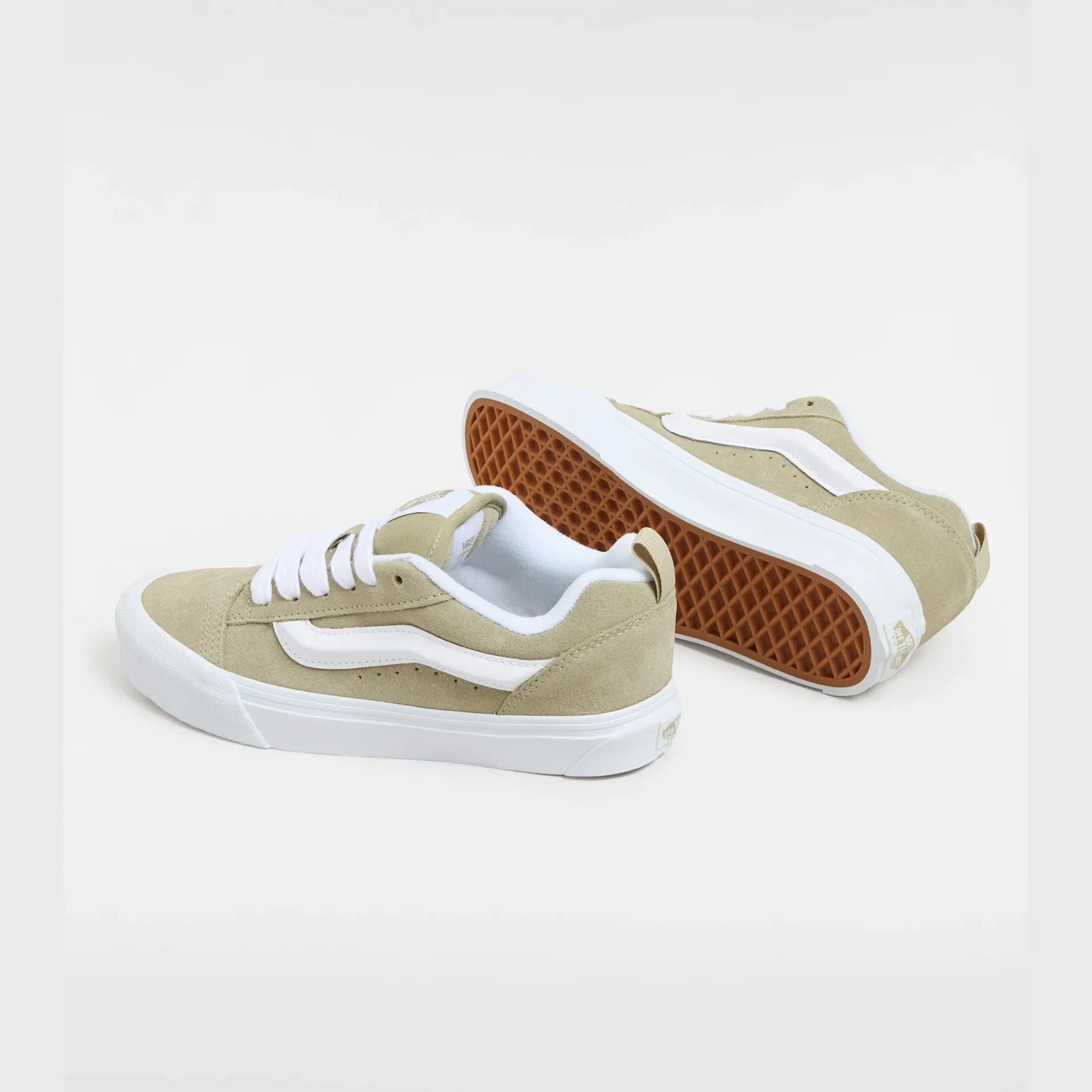VANS Knu Skool SUEDE Elm Cipő kép 3