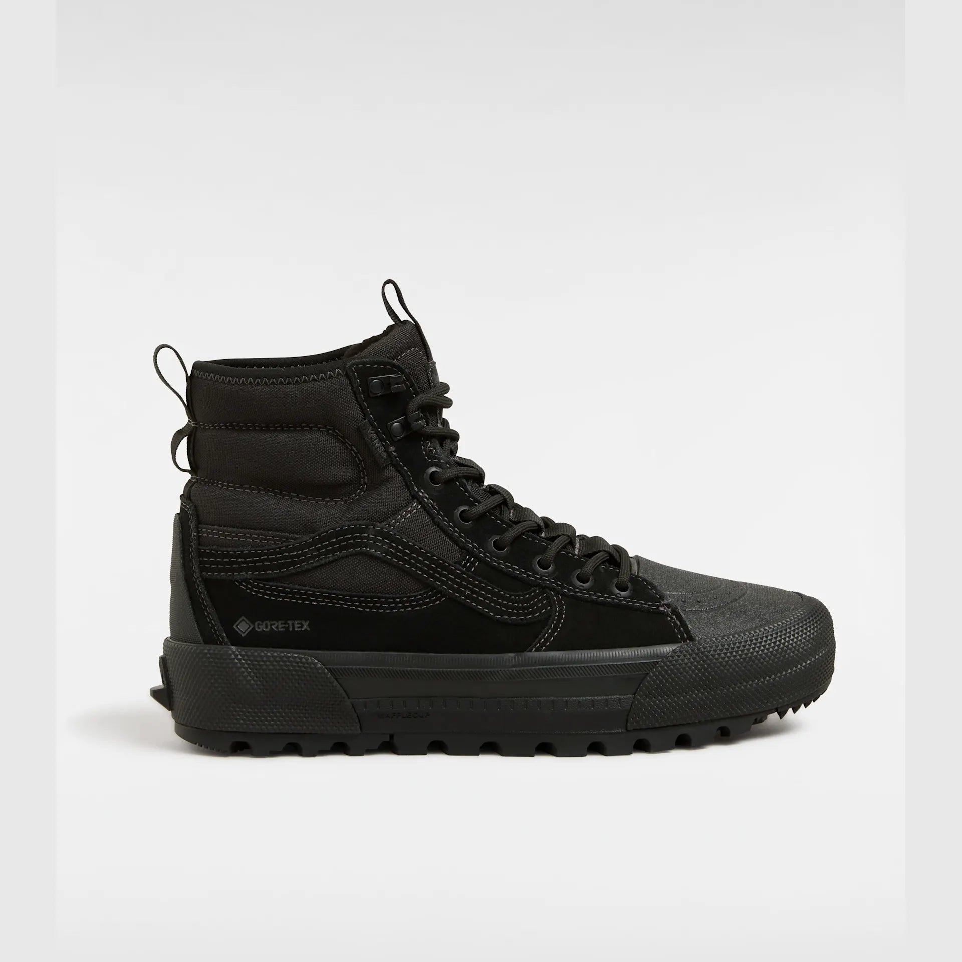 VANS MTE Sk8-Hi GORE-TEX BLACKOUT kép 1