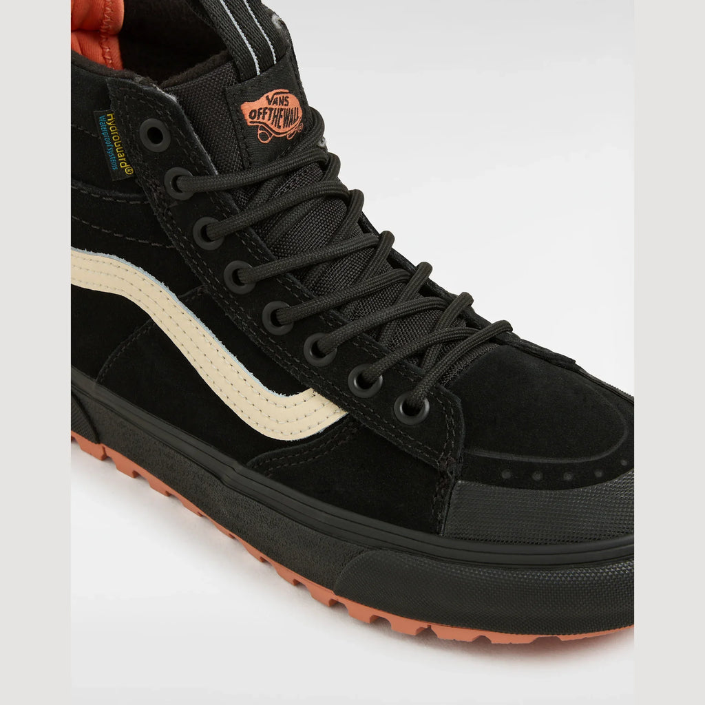 VANS MTE Sk8-Hi Waterproof BLACK Cipő kép 4