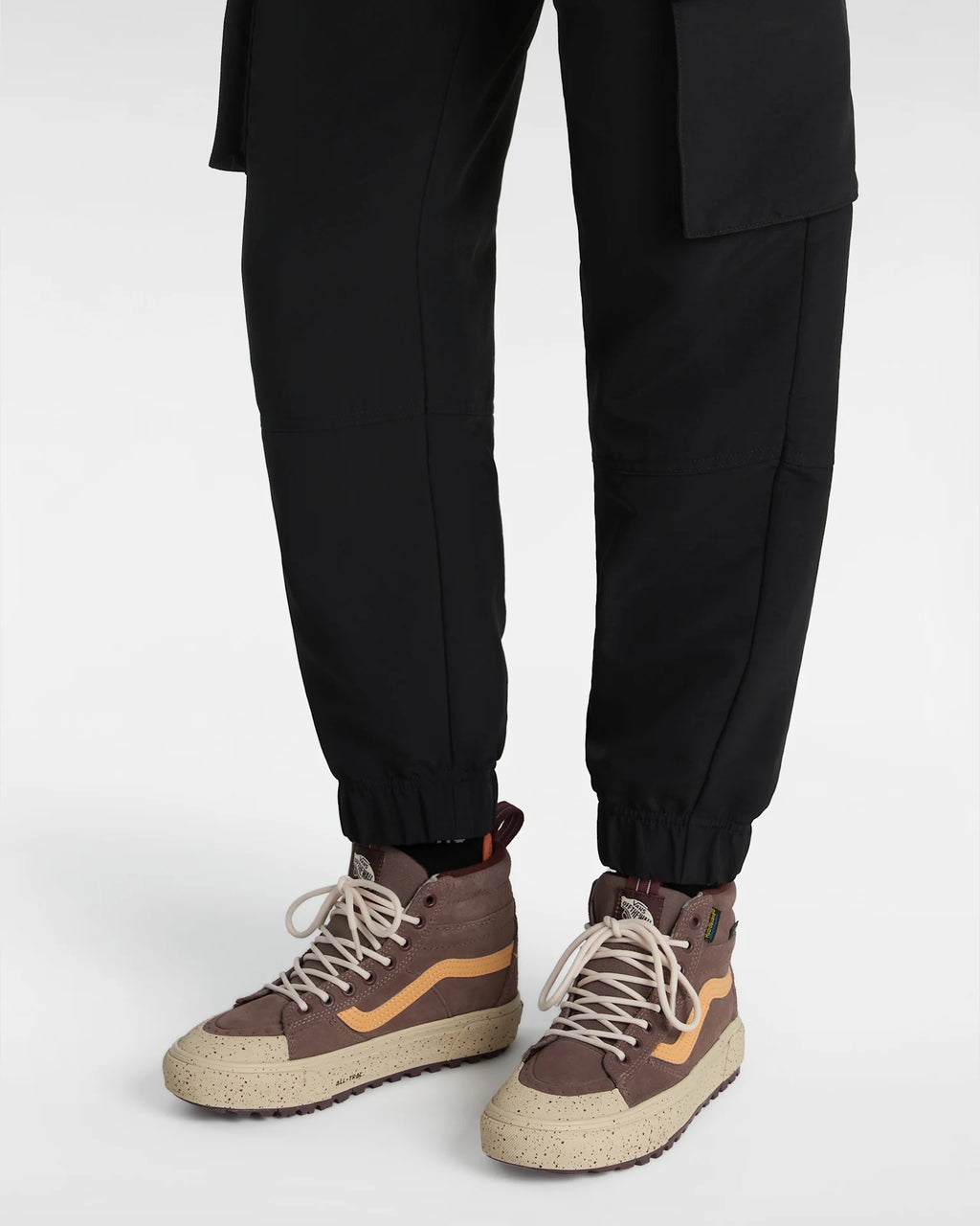 VANS MTE Sk8-Hi Waterproof Taupe Cipő VN000CVTTUP1 - 5