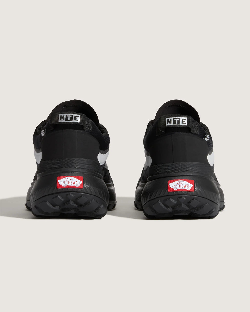 VANS Crosspath REFLECTIVE Black Cipő VN000CVUBLK1 - 4