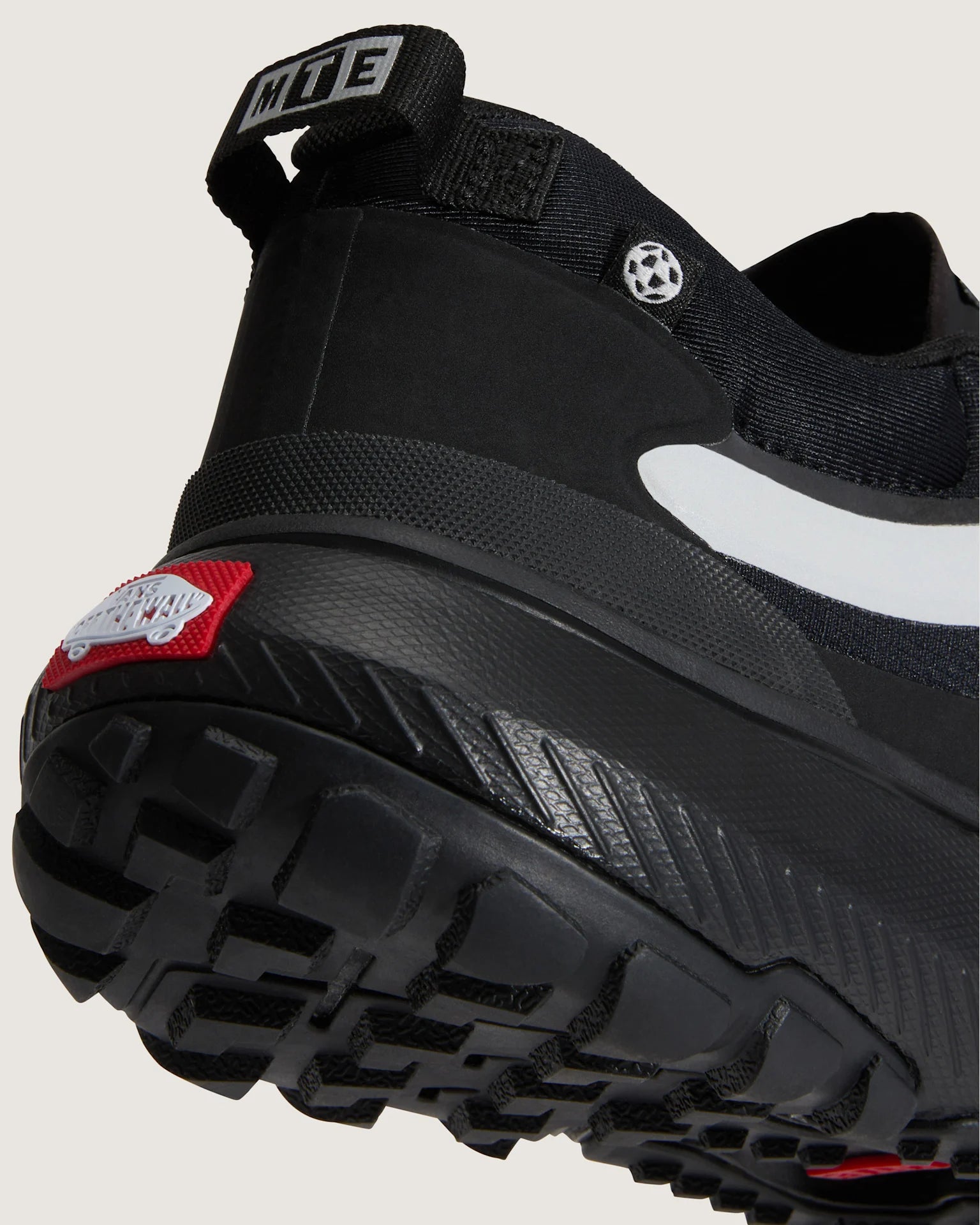 VANS Crosspath REFLECTIVE Black Cipő VN000CVUBLK1 - 9