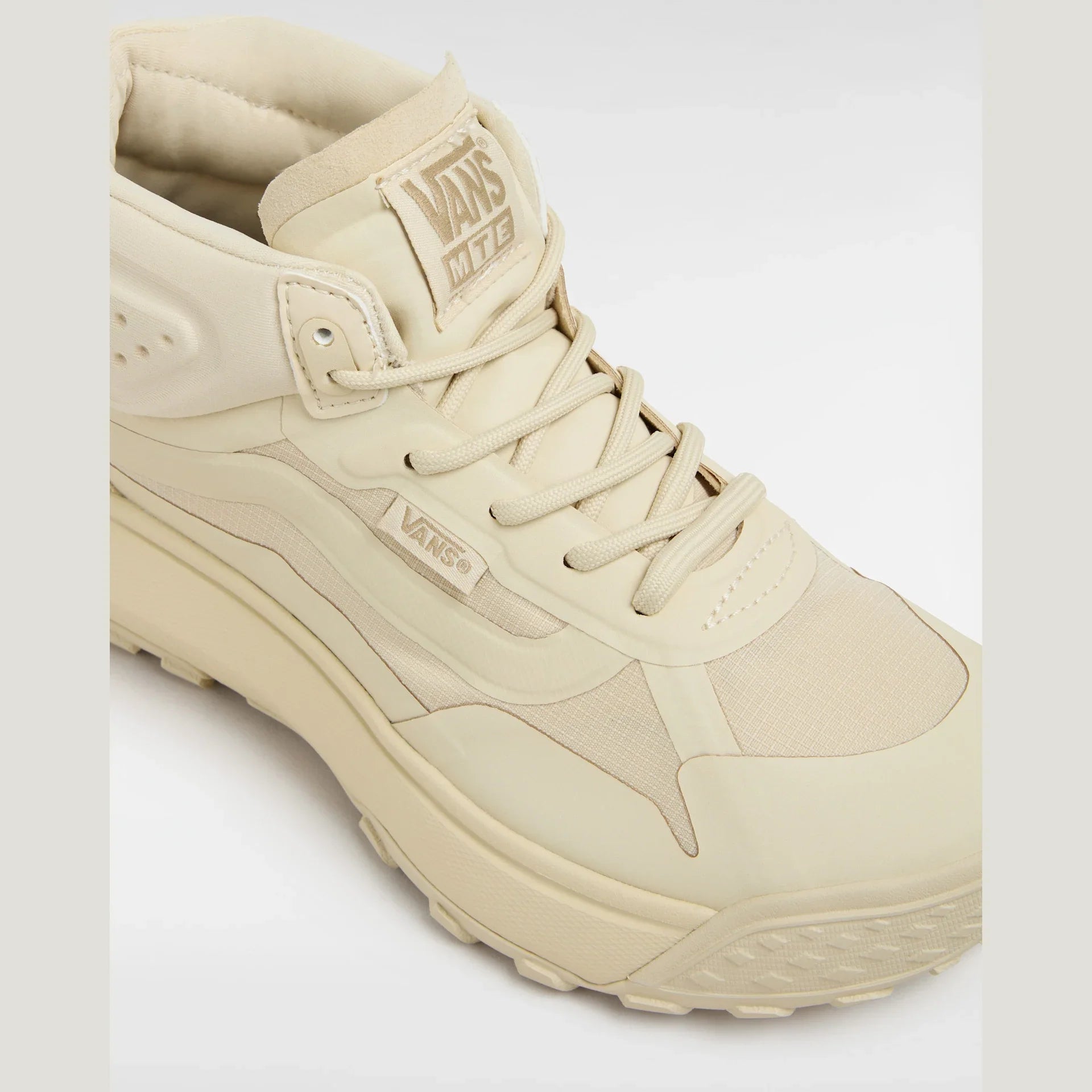 VANS MTE Crosspath Mid CREAM Cipő kép 4