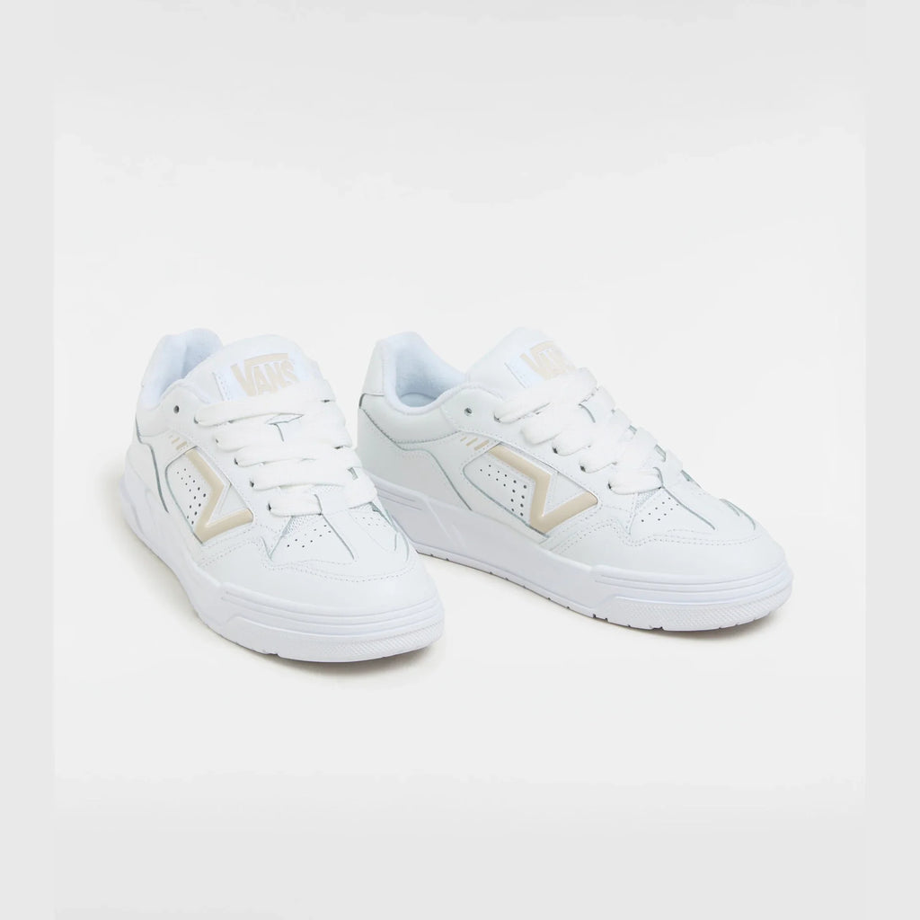 VANS Upland True White/French Oak Cipő kép 2