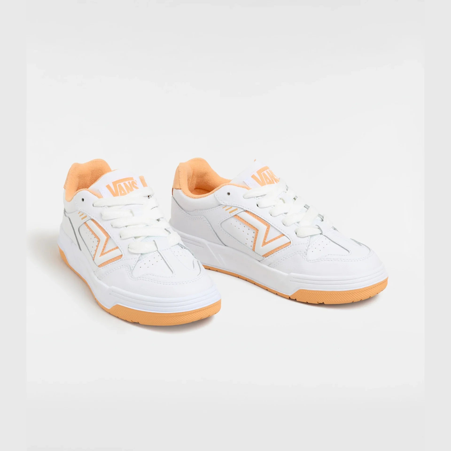 VANS Upland LEATHER White/Orange Cipő kép 2