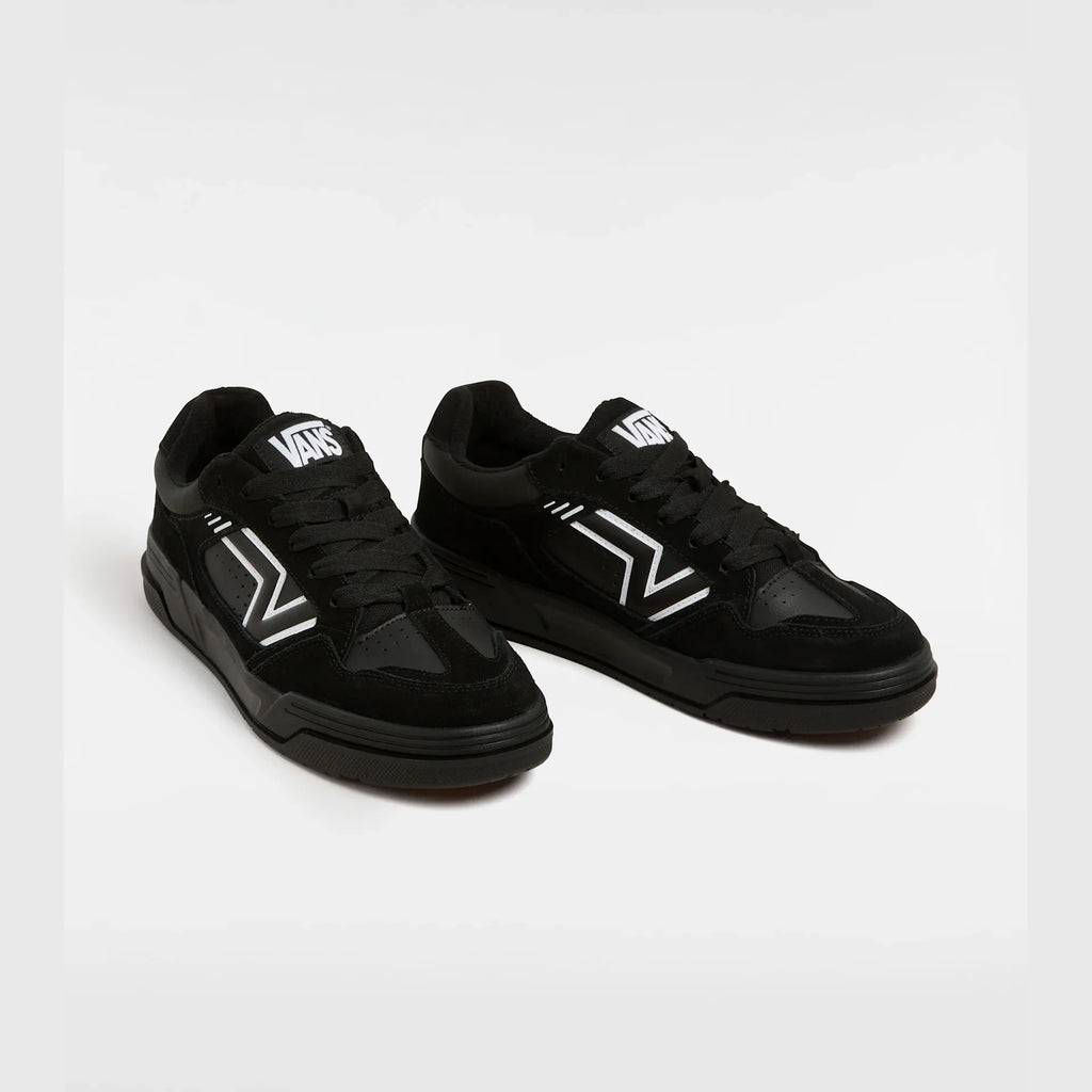VANS Upland BLACK/BLACK/WHITE Cipő kép 2