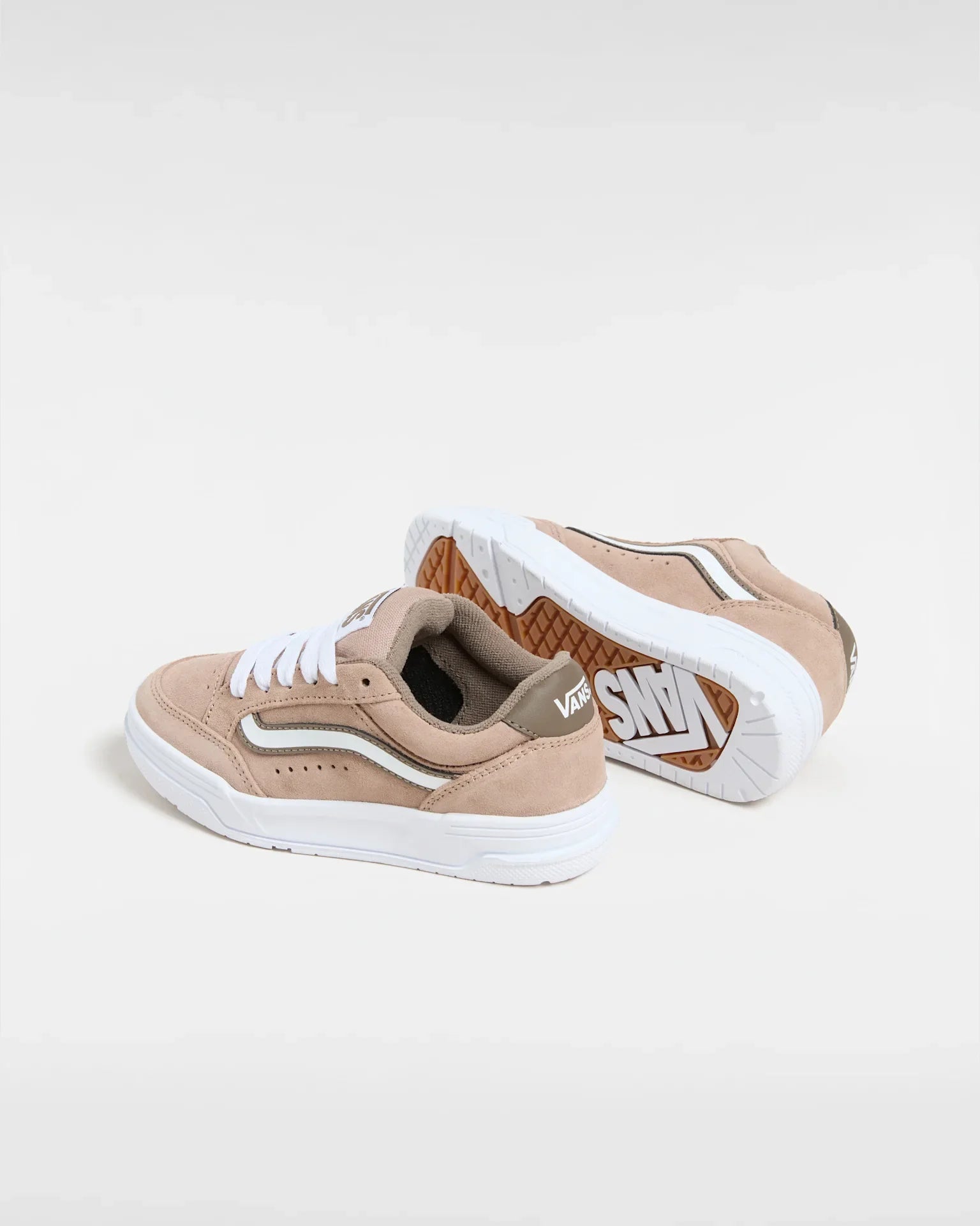 VANS Hylane SUEDE Warm Taupe kép 3