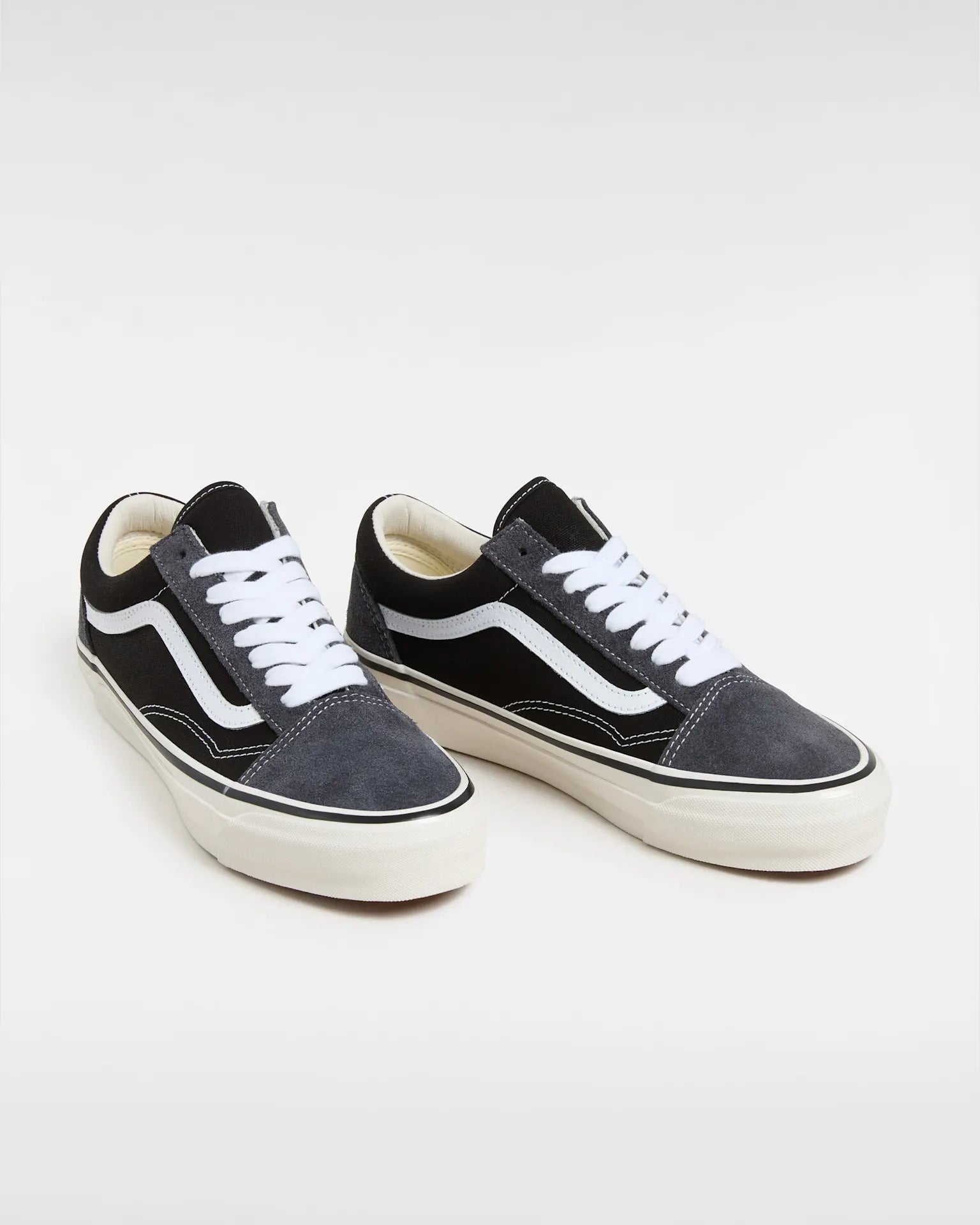 VANS LX Old Skool SUEDE GRAY/BLACK Cipő kép 3