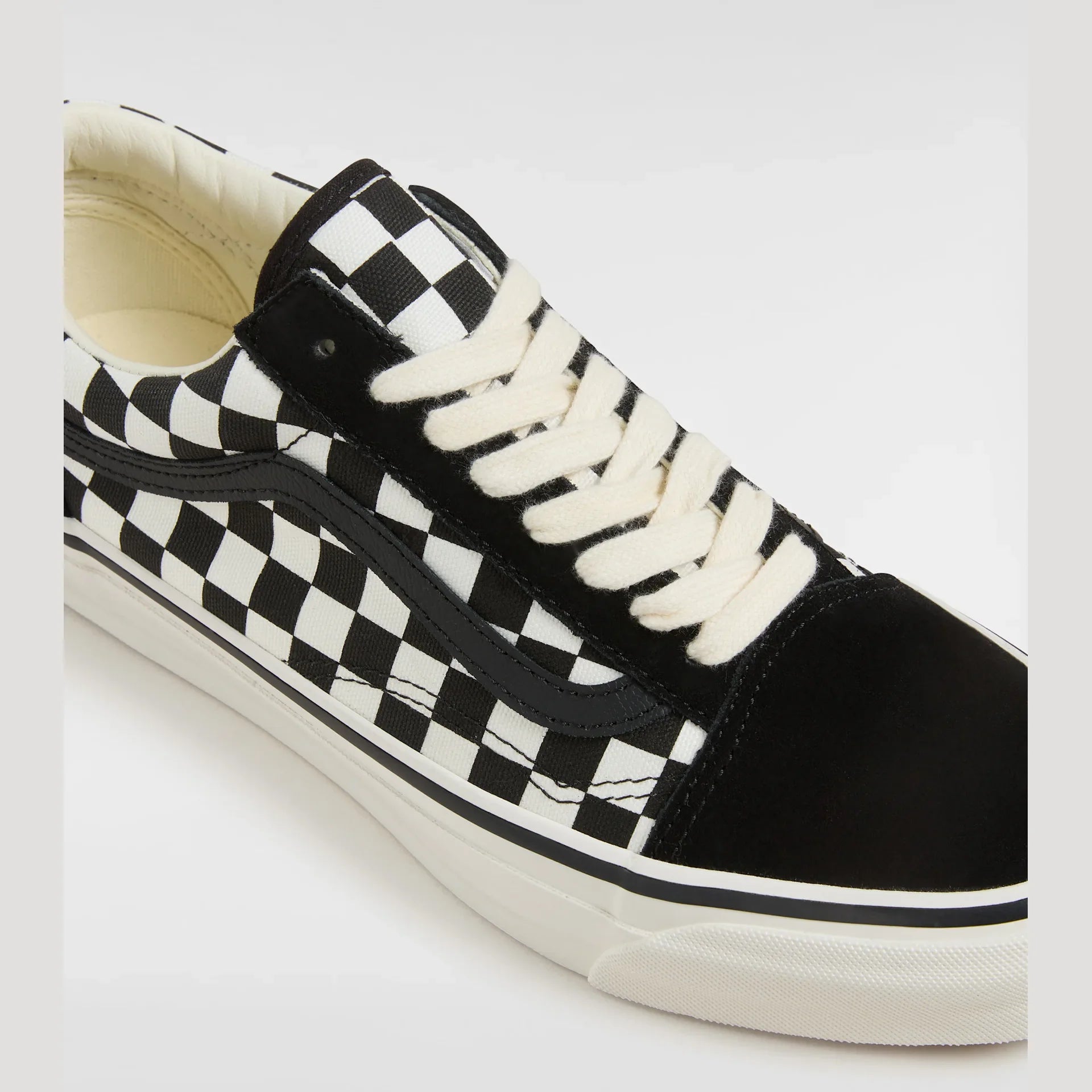 VANS LX Old Skool CHECKERBOARD BLACK/WHITE Cipő kép 4