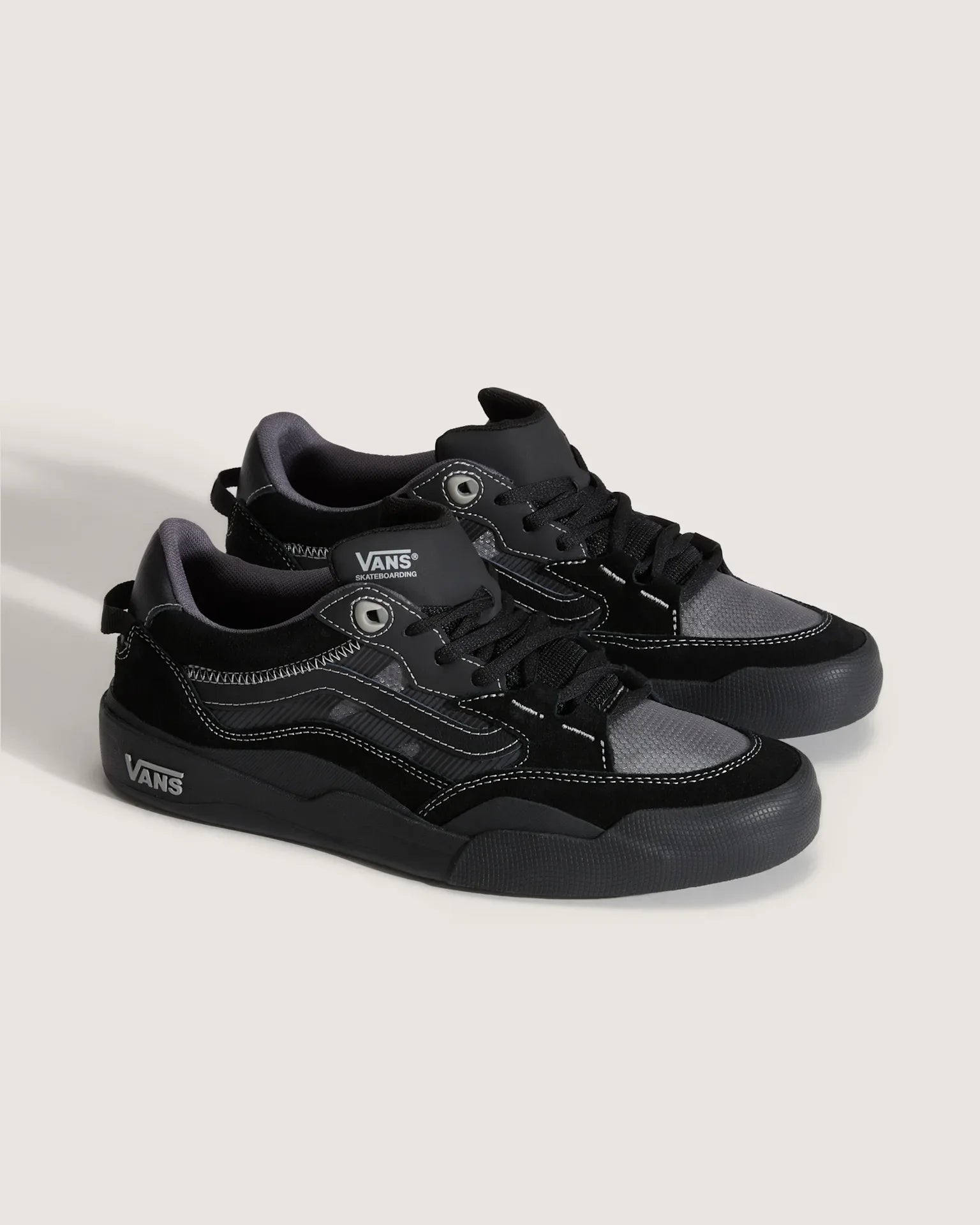 VANS Skate 2 Wayvee BLACK/BLACK/GREY Cipő kép 2
