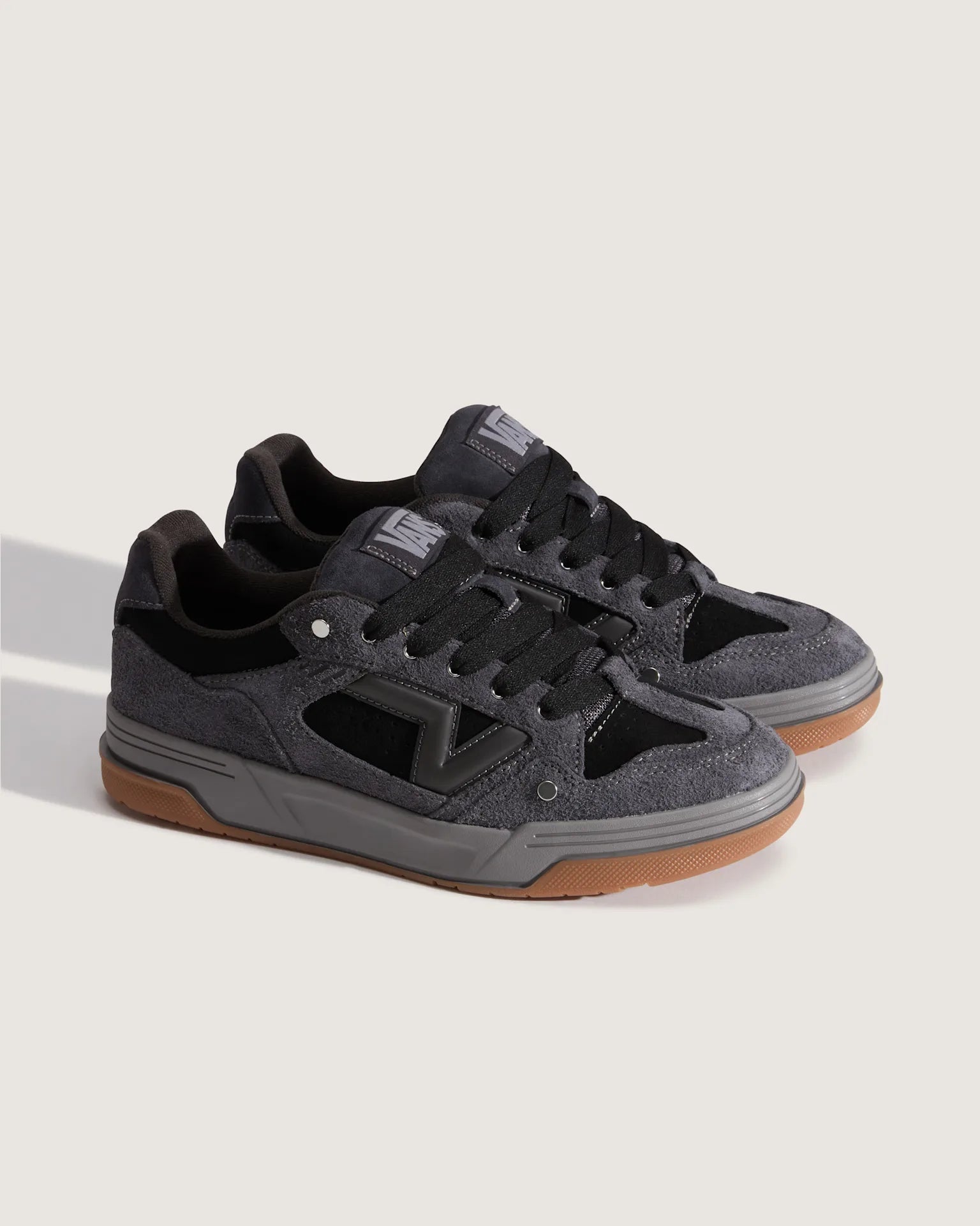 VANS Upland HAIRY SUEDE DARK GRAY Cipő VN000D6FBFB1 - 2