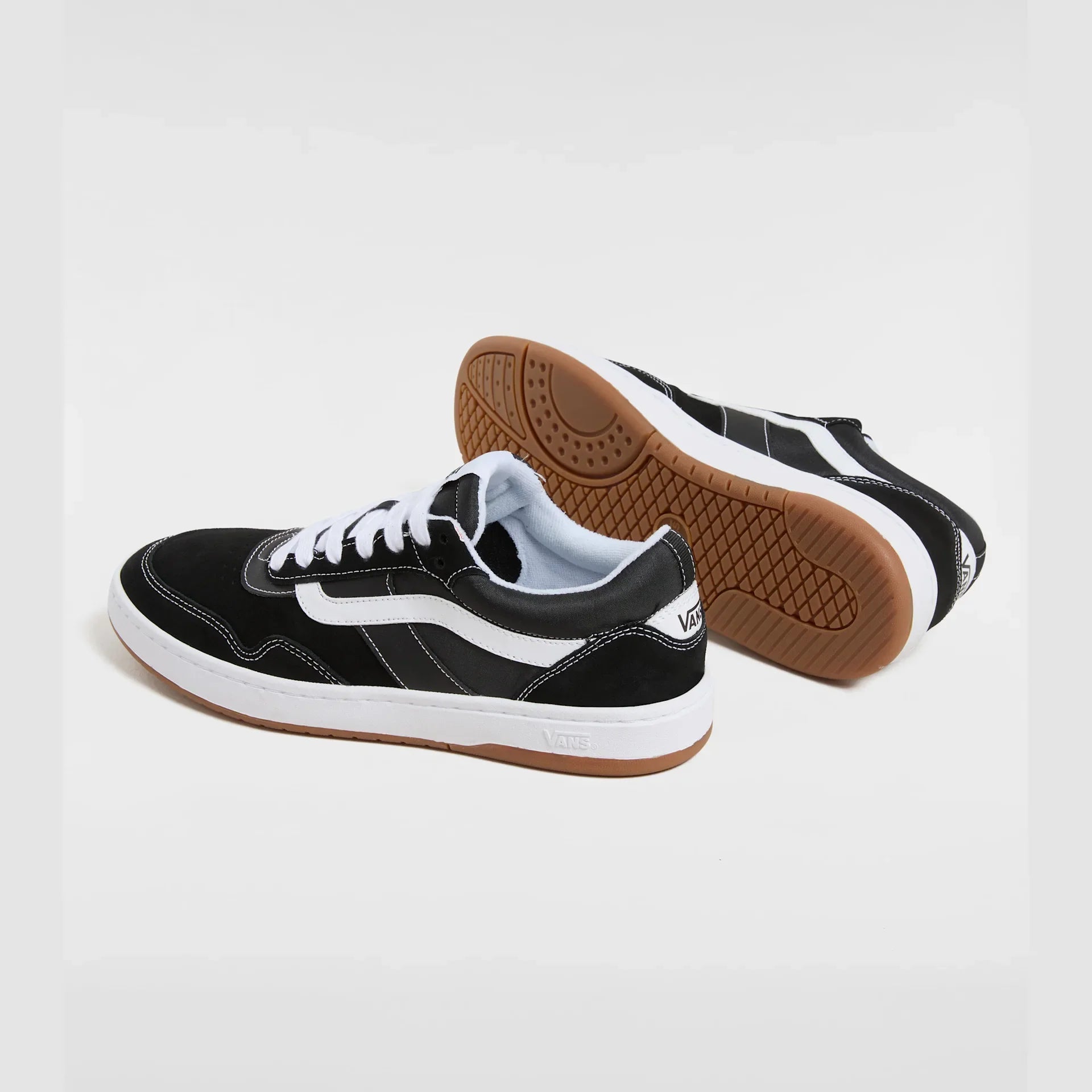 VANS Cruze 3.0 BLACK/WHITE Cipő kép 3