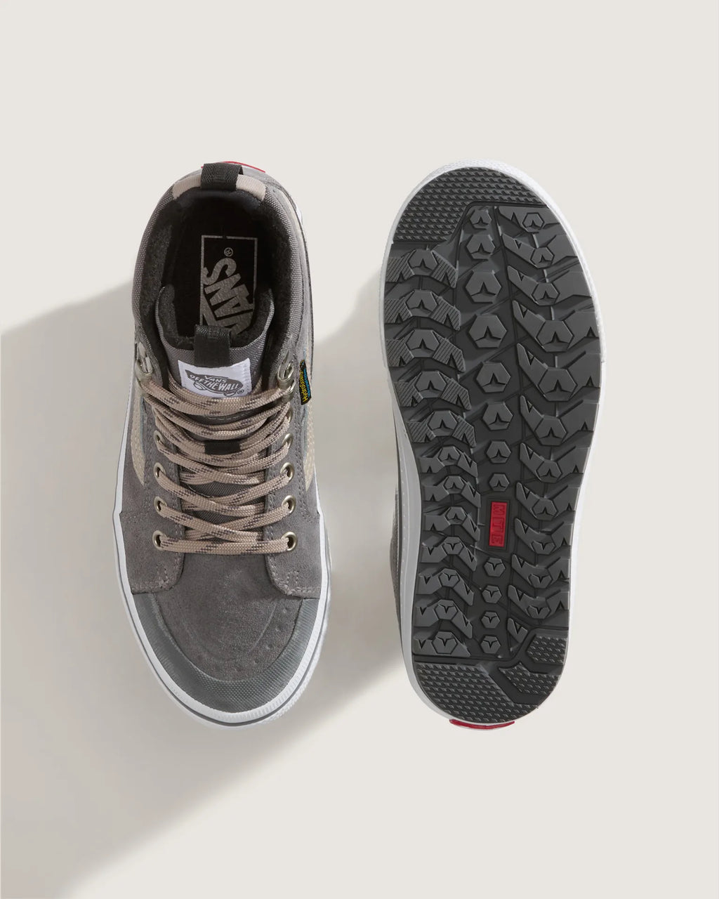 VANS Sk8-Hi Waterproof Insulat Grey/Grey Cipő VN000DAQ1MG1 - 3