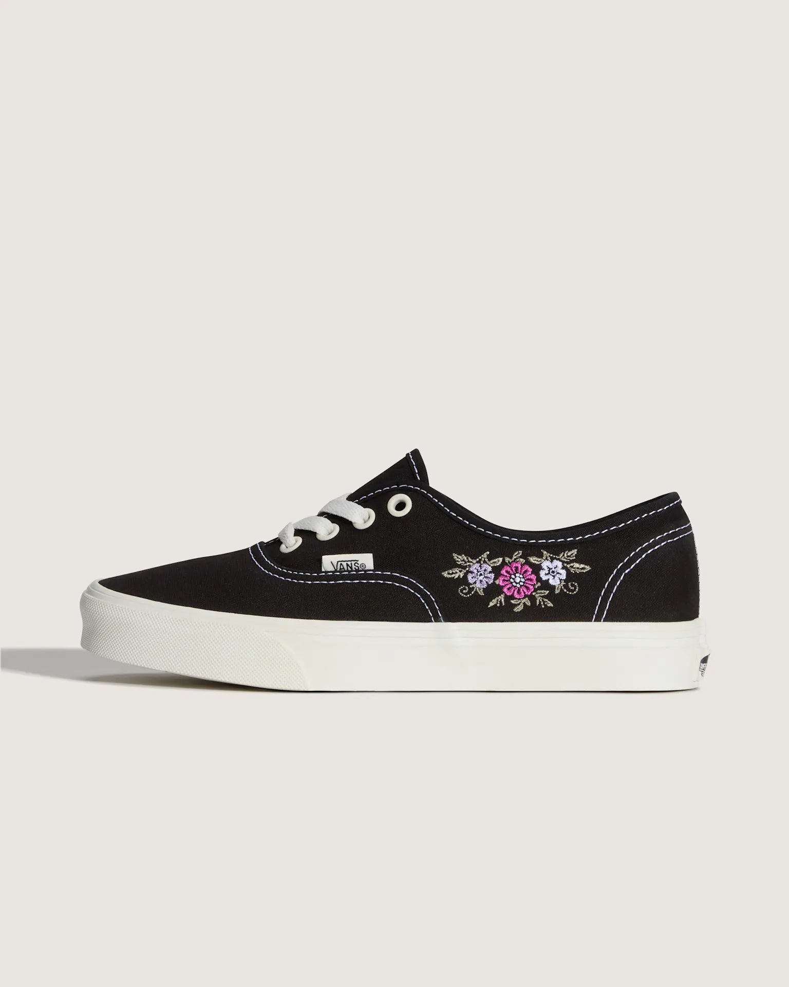 VANS Authentic BLACK FLORAL Cipő VN000EADF2B1 - 1
