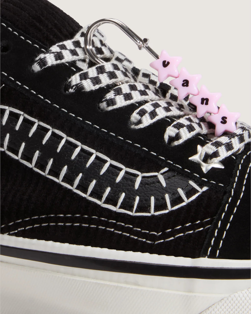 Vans LX Old Skool Charms BLACK/MARSHMALL Cipő VN000EGYBPR1 - 5