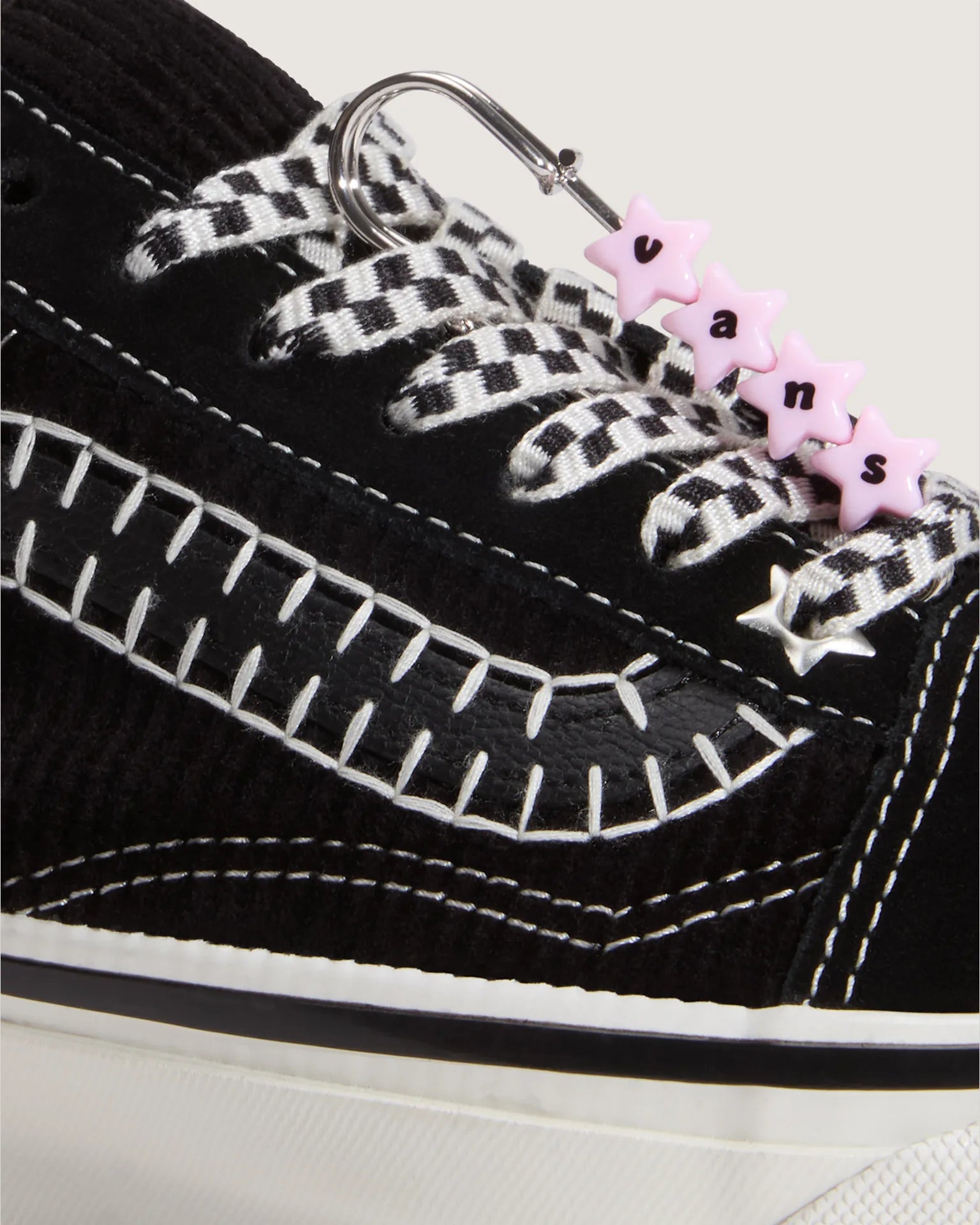 Vans LX Old Skool Charms BLACK/MARSHMALL Cipő VN000EGYBPR1 - 5