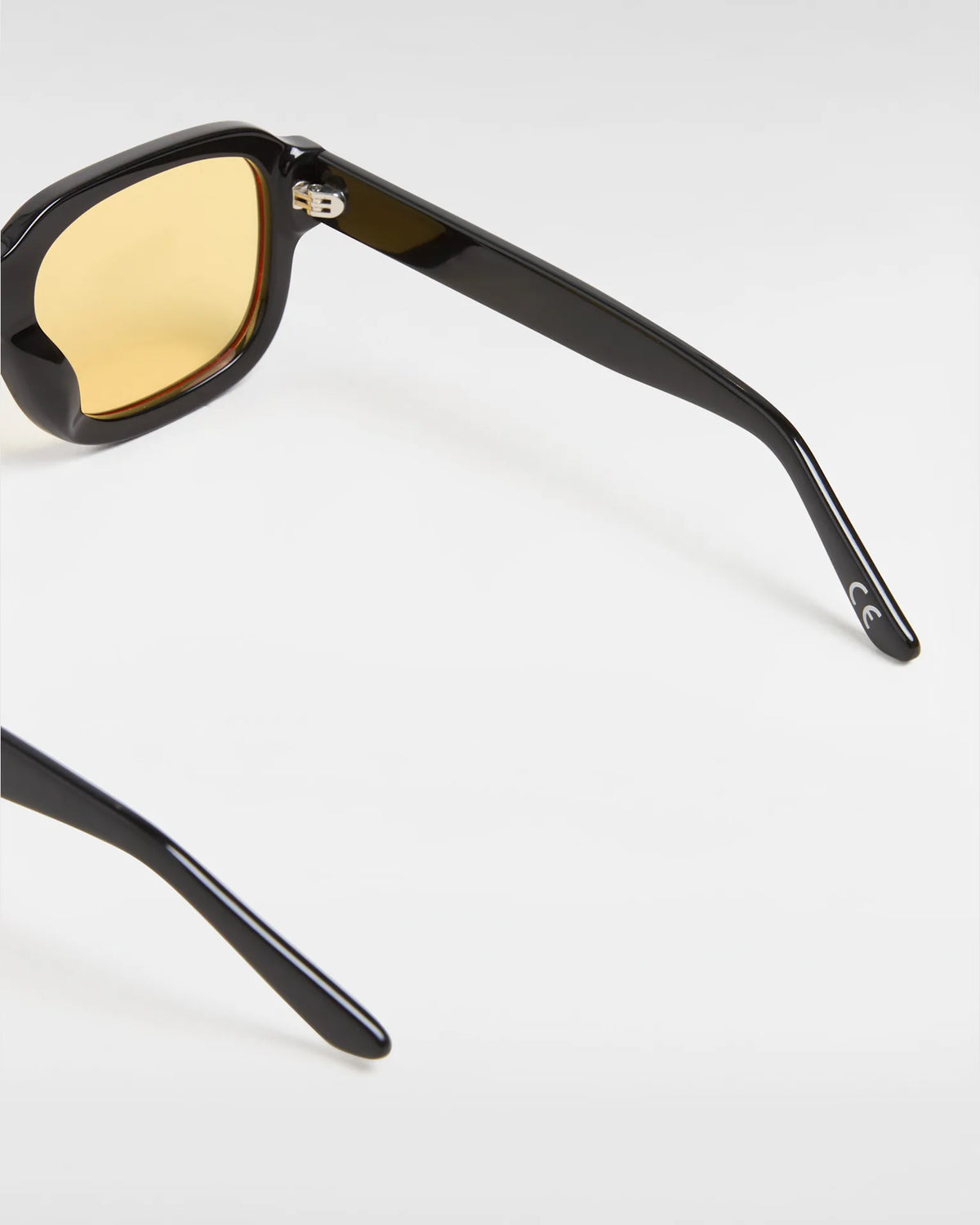 Vans 66 Sunglasses BLACK/YARROW VN000GMXCZC1 - 4