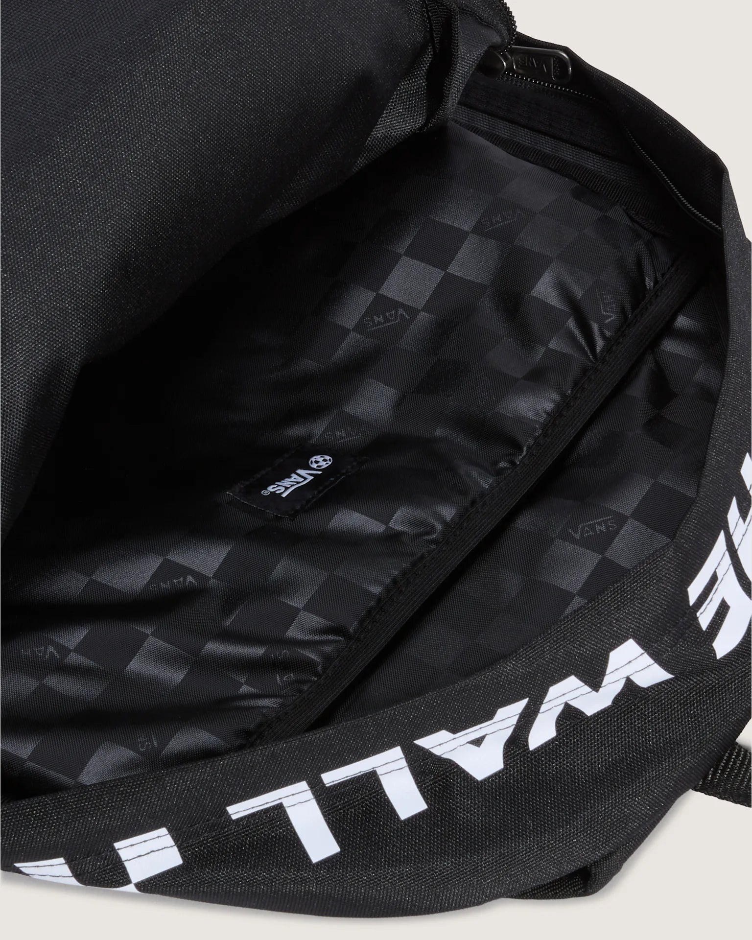 VANS Old Skool Backpack Black/White Hátizsák VN000H4WY281 - 6