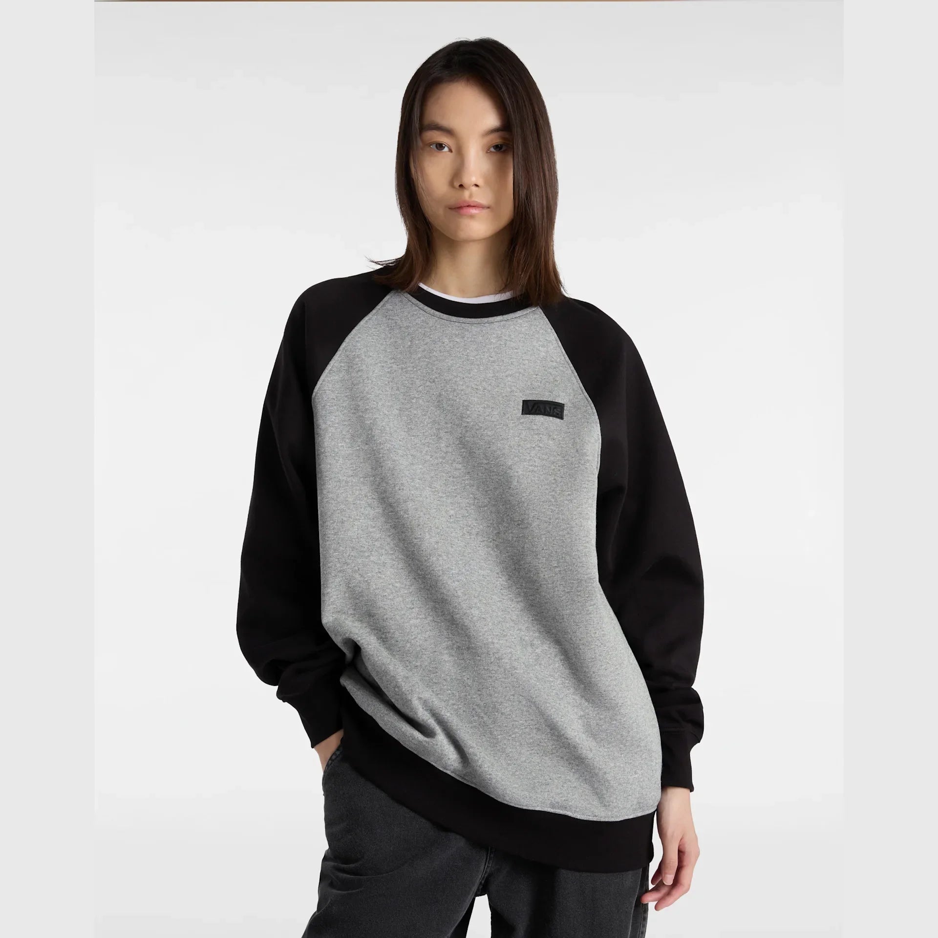 VANS Core Basic Raglan Crew Black/Cement Heather kép 8