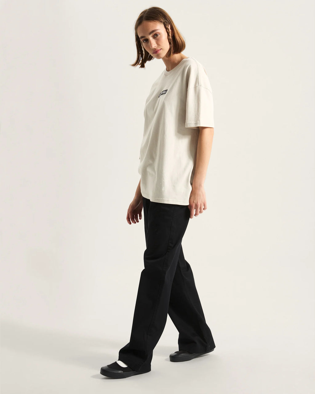 VANS Unpatched OS SS Taupe Mist Póló VN000PRKEN91 - 6