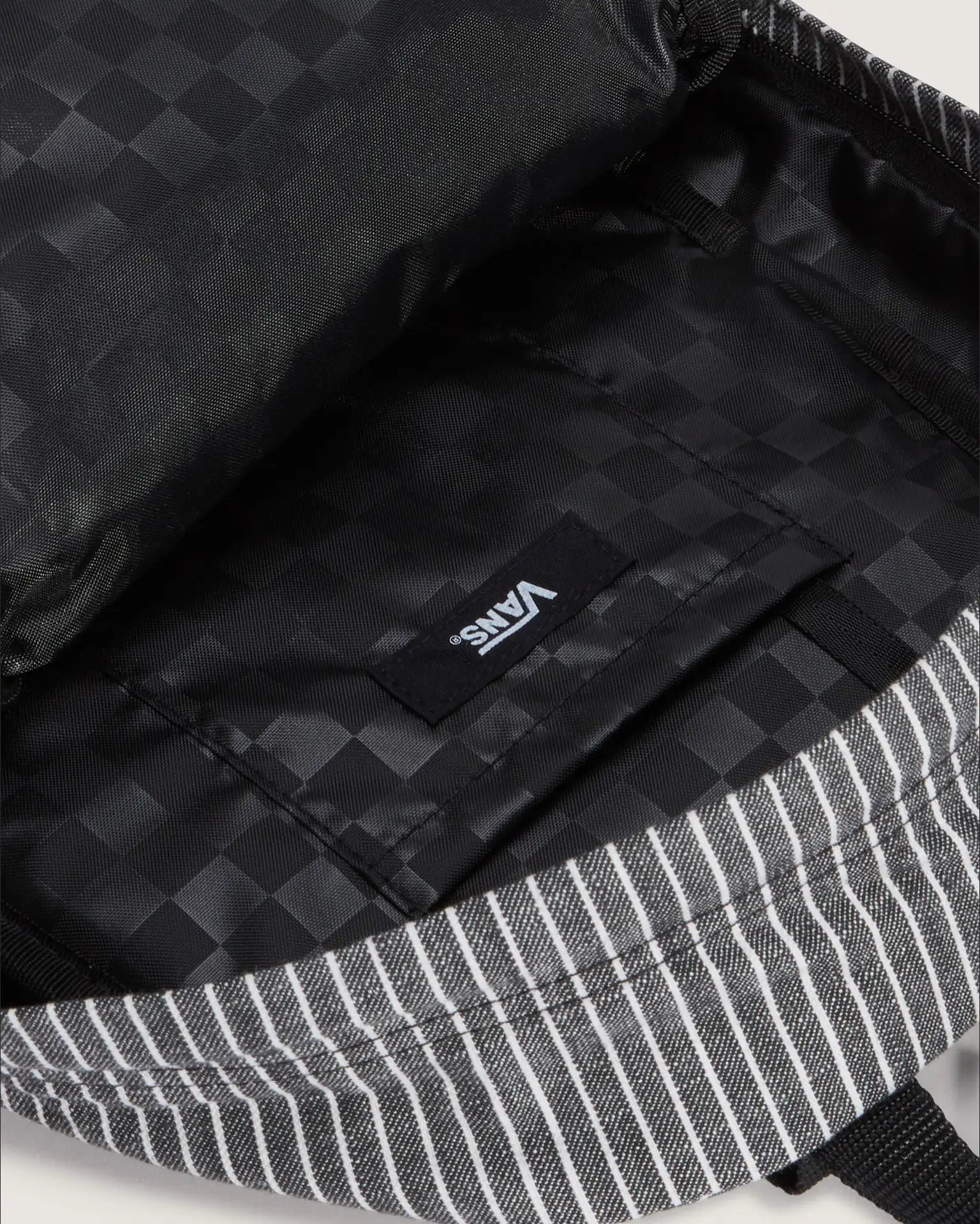 VANS Old Skool Mini Backpack CHECKERBOARD White/Black Hátizsák VN000Q9AYB21 - 4