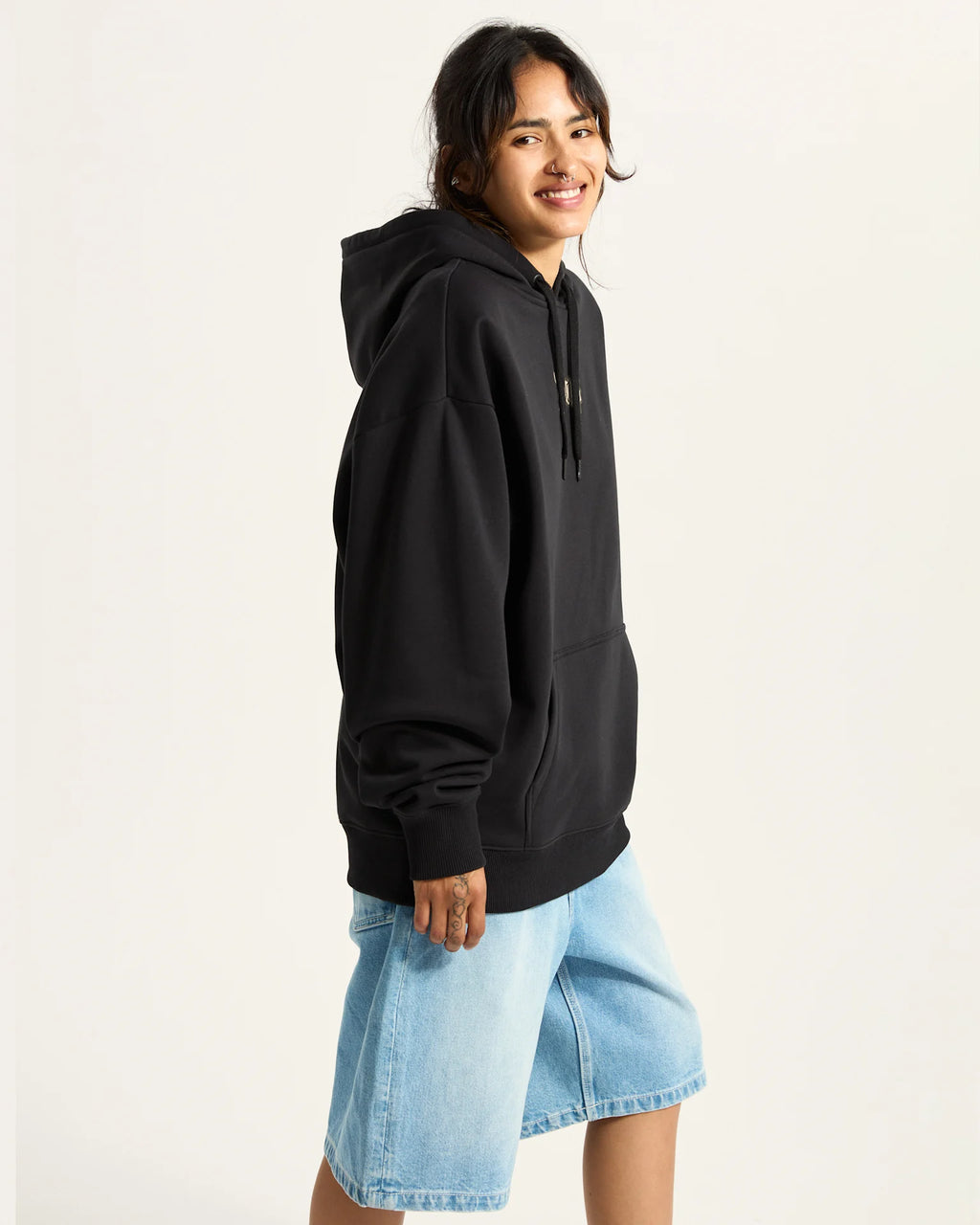 VANS LIL BEAR OS HOODIE Black Pulóver VN000REMBLK1 - 5
