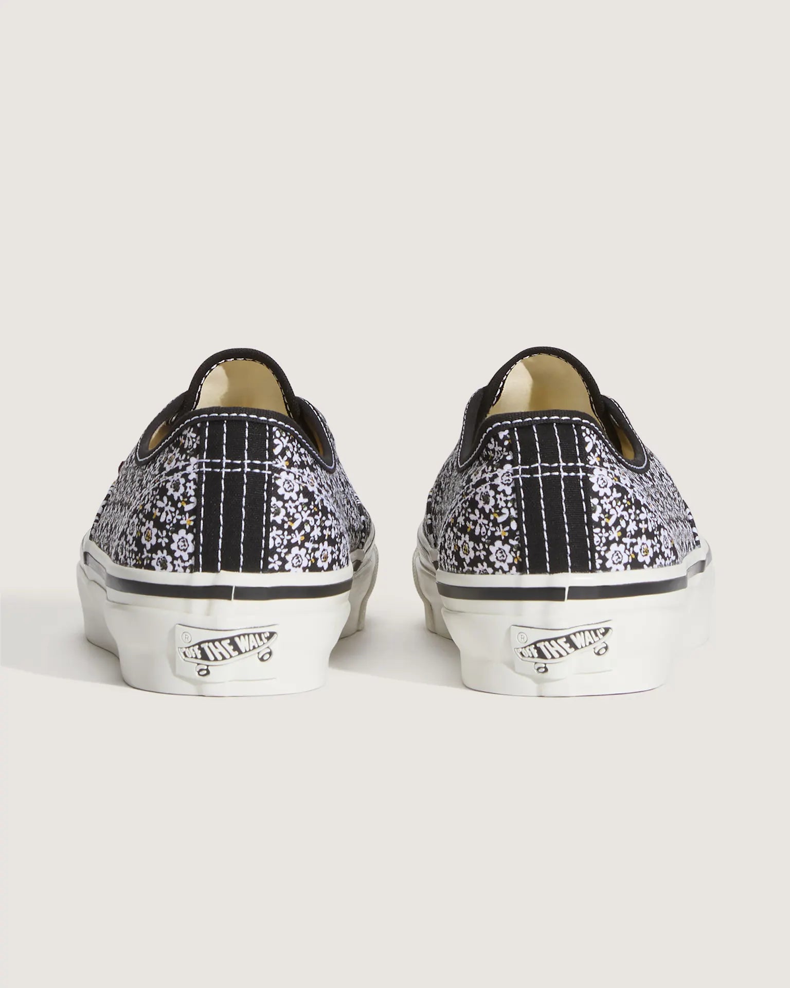 Vans LX Authentic 44 DAISY Black/White Cipő VN000Z02BA21 - 4