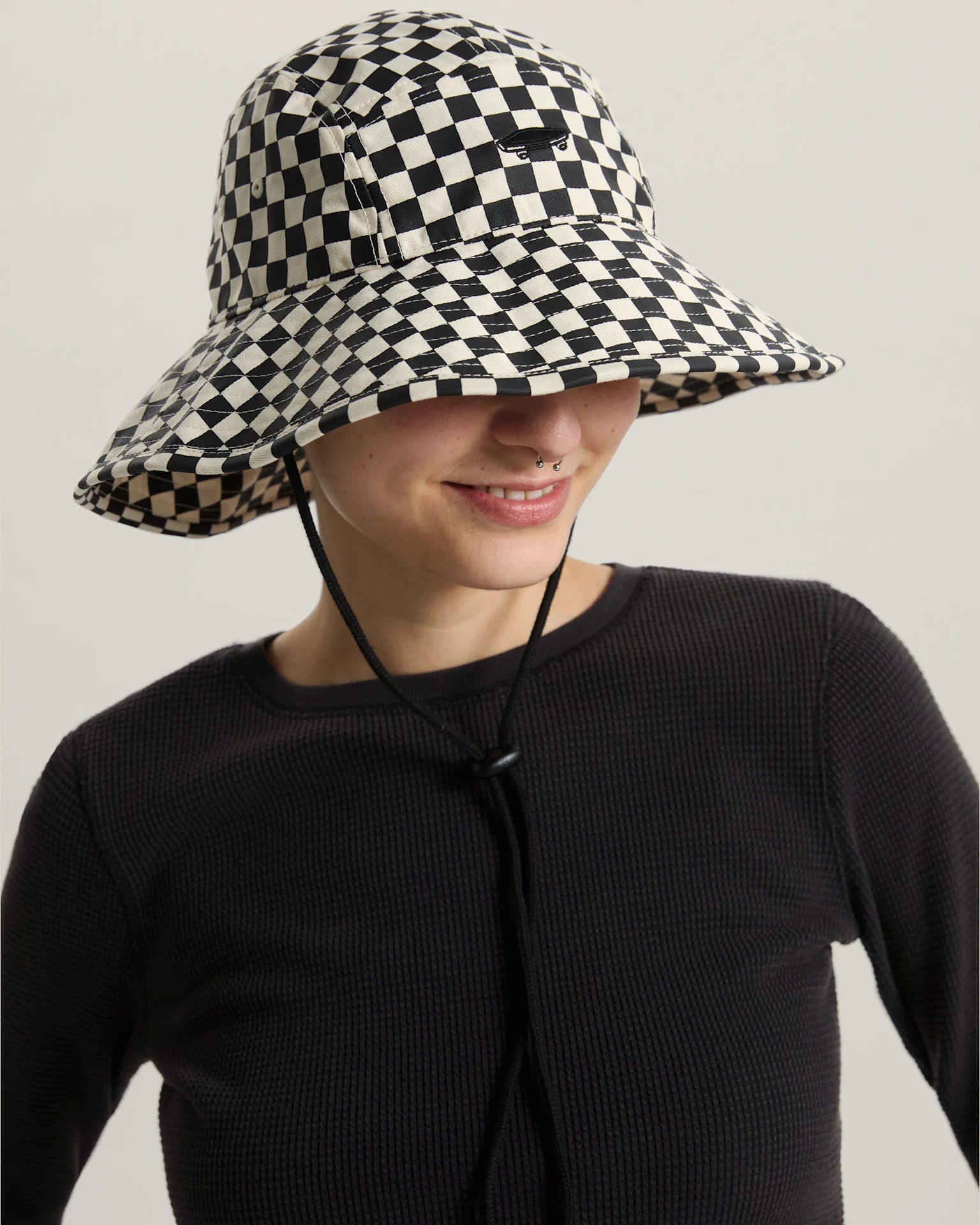 Vans Larkspur Wide Brim Hat BLACK/WHITE Kiegészítő VN0011G8Y281 - 4