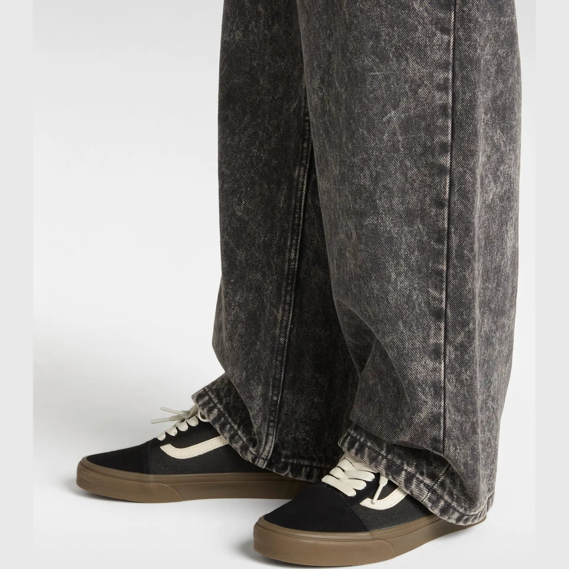 VANS Old Skool HEAVY CANVAS BLACK Cipő kép 6