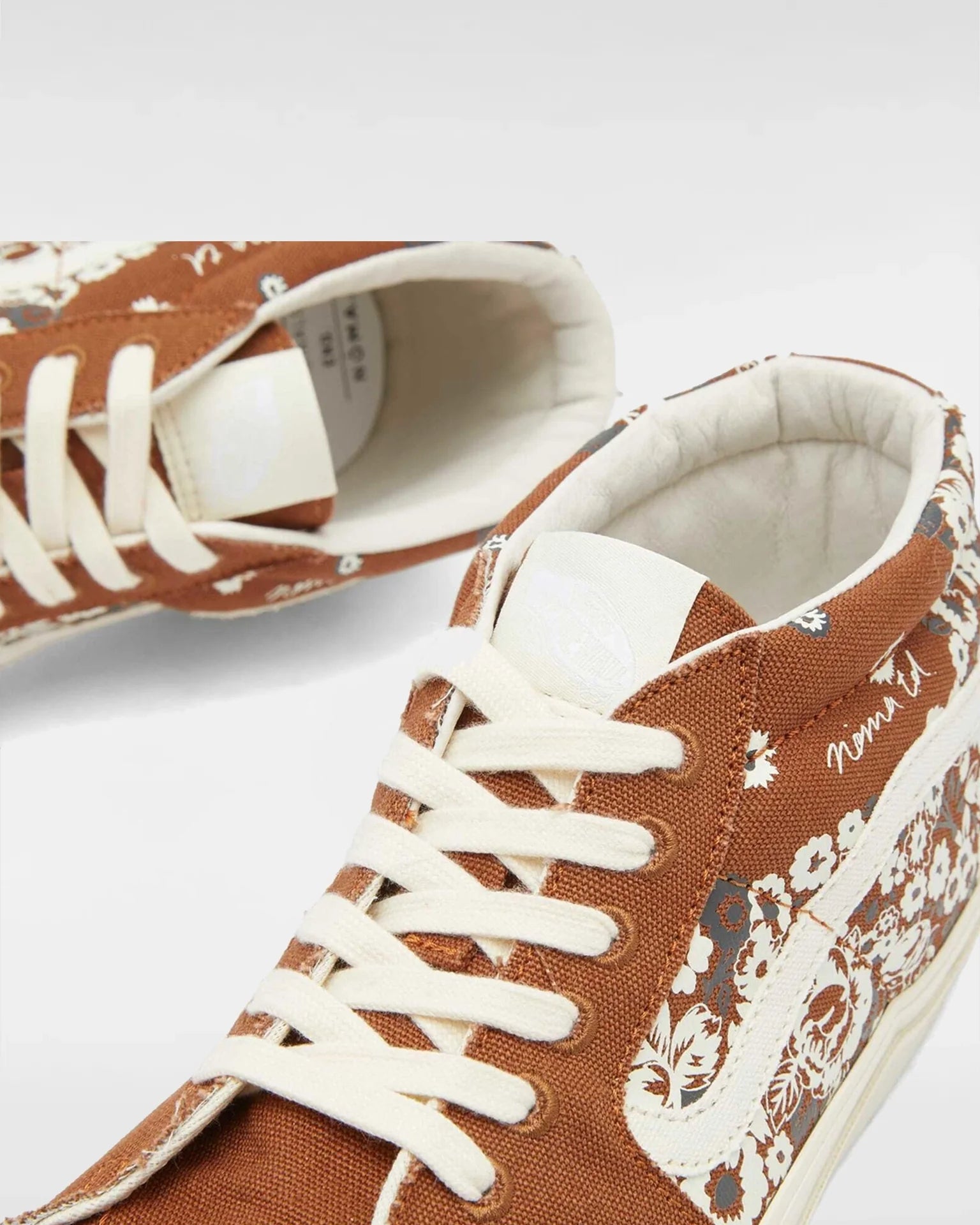 VANS UA OG SK8-Mid LX NOMA T.D. x END MONKS ROBE/ANTIQUE WHITE kép 2