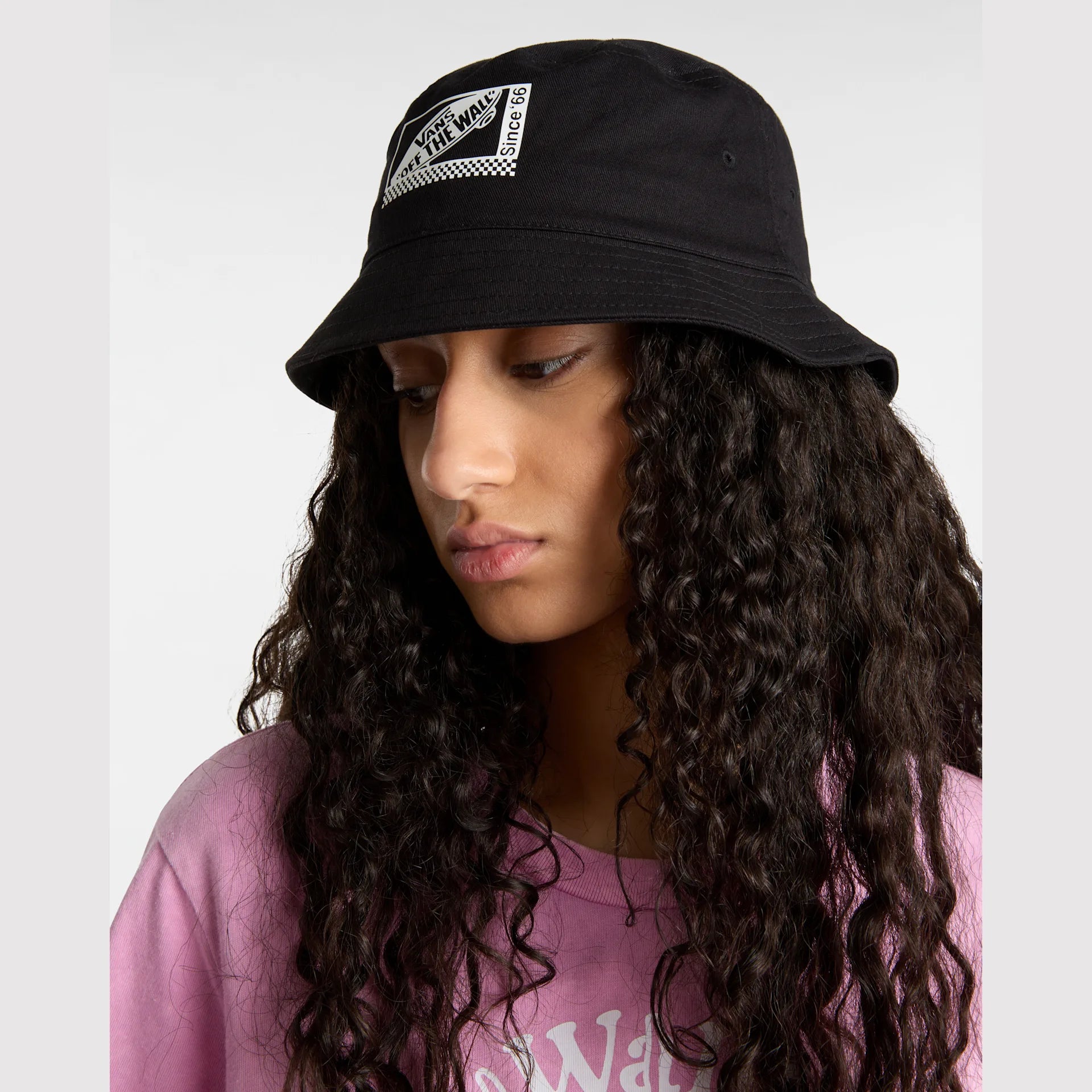 VANS MN Undertone II Bucket Onyx kép 5