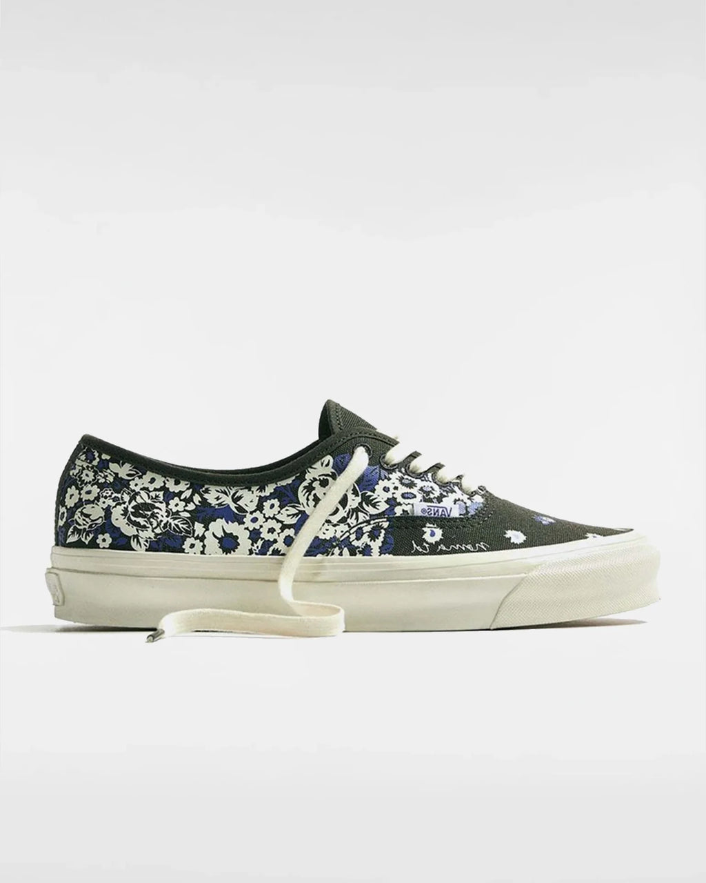 VANS UA OG Authentic LX NOMA T.D. x END BELUGA/ANTIQUE WHITE kép 1