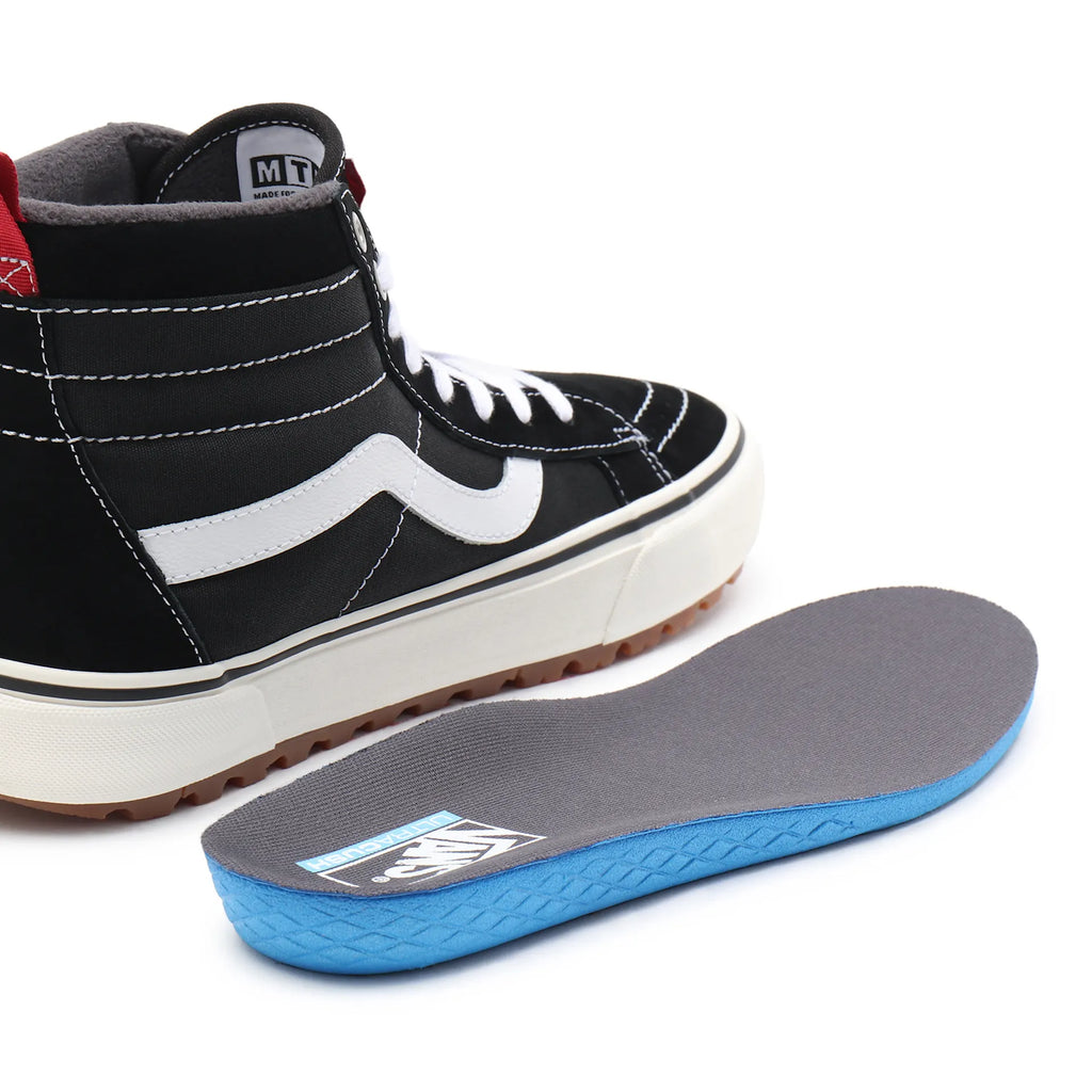 VANS UA SK8-Hi MTE-1 black/true white kép 9