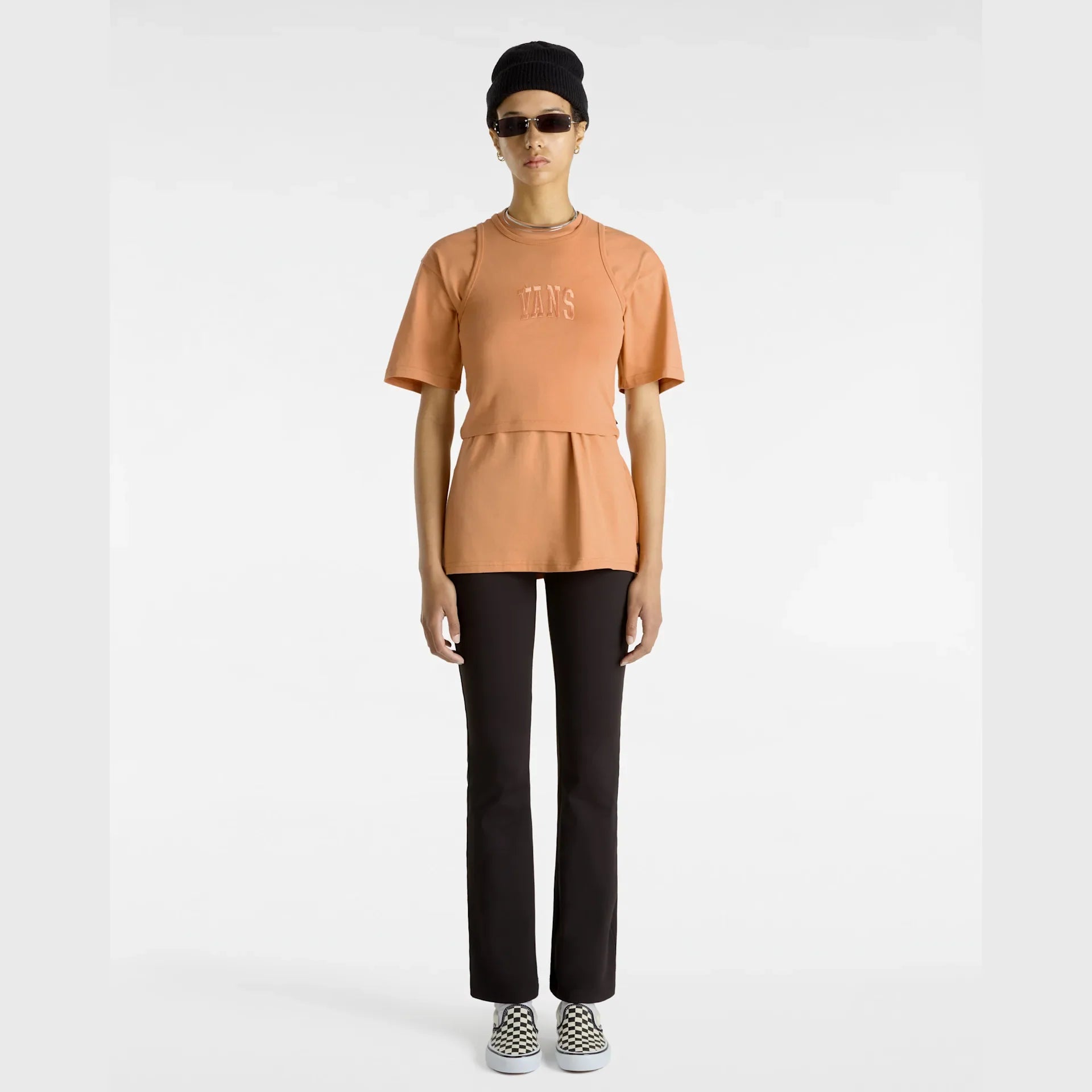 VANS LEFT CHEST LOGO TEE EM CARNELIAN kép 5