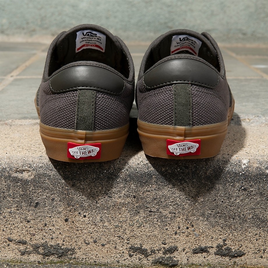 Vans chima ferguson pro charcoal gum 2025