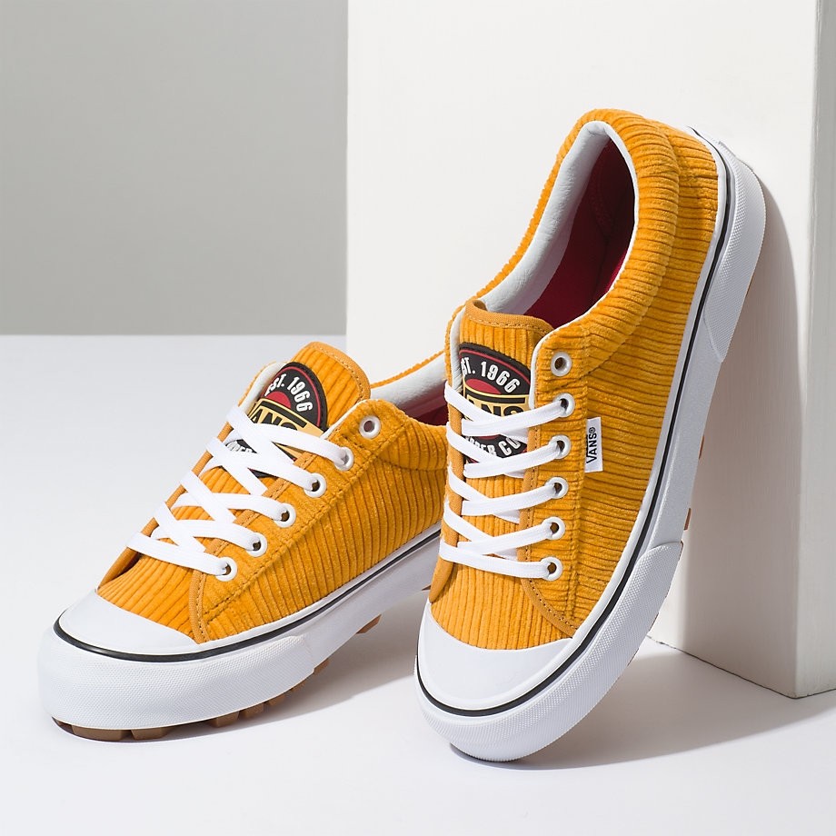 Design store assembly vans