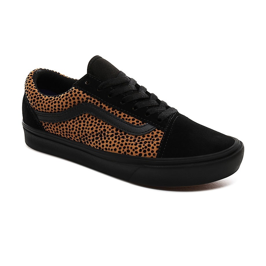 Vans comfycush era hotsell tiny cheetah