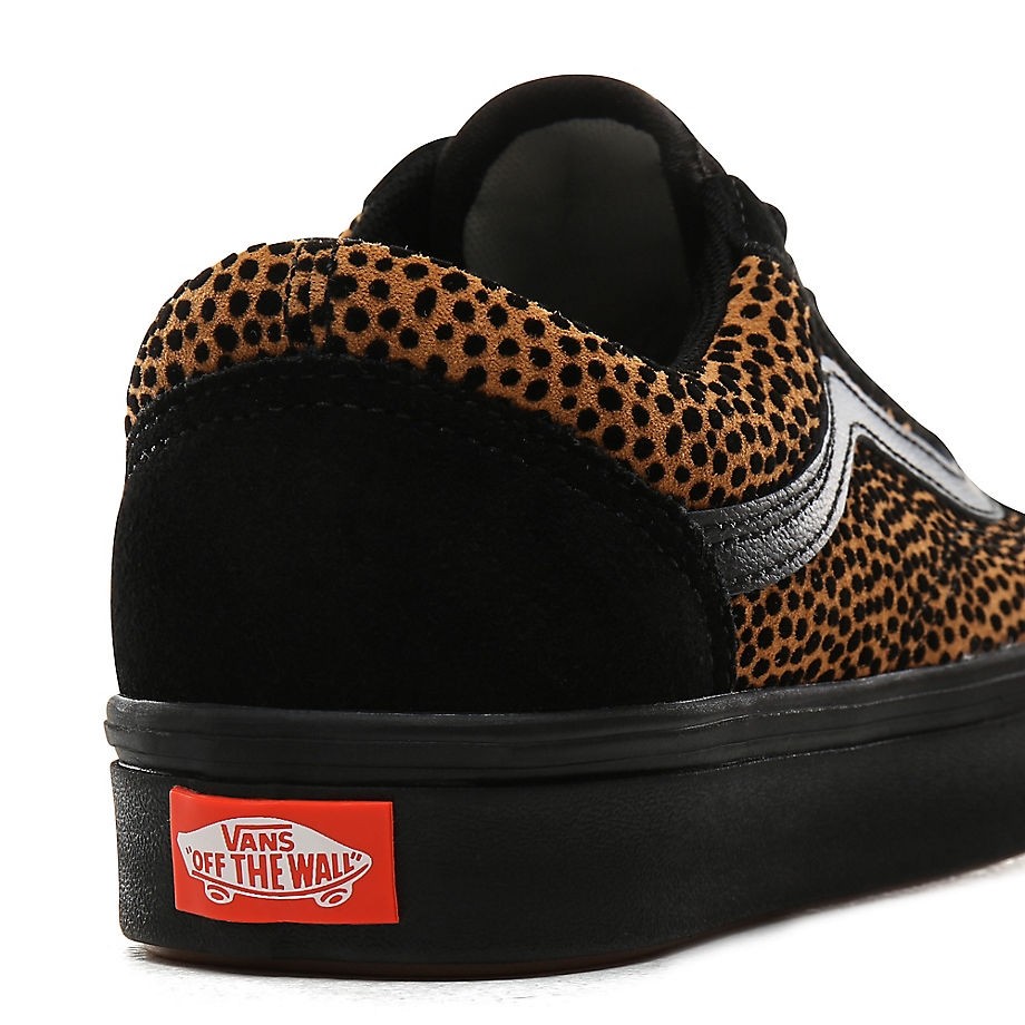 Vans comfycush best sale era tiny cheetah