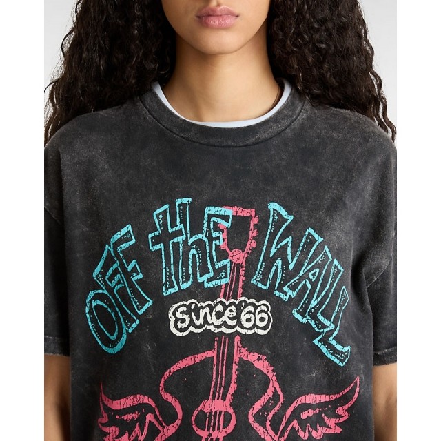 GUITAR SOLO OVERSIZED