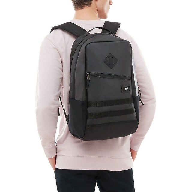 DIVULGE BACKPACK