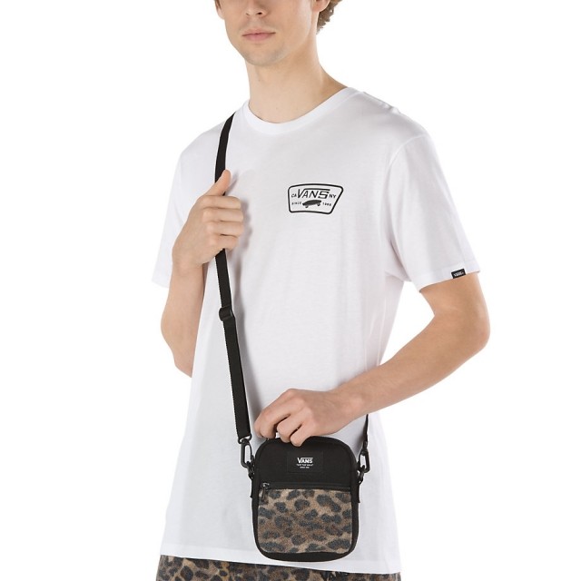 BAIL SHOULDER BAG