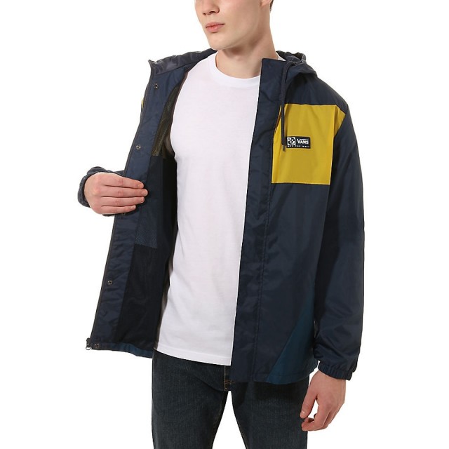 RETRO ACTIVE WINDBREAKER